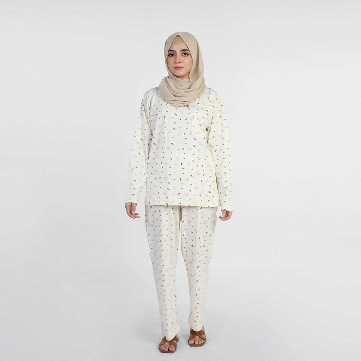 Eminent Women's Full Sleeves Night Suit - Off White, Women Two Piece Outfit, Eminent, Chase Value