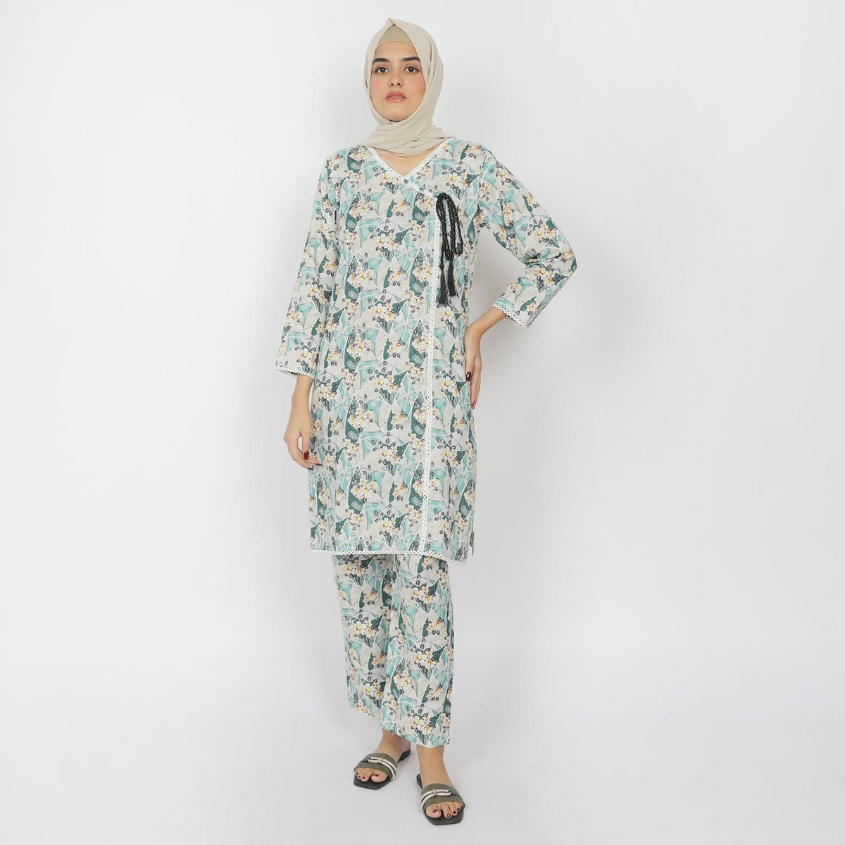Women's Khaddar 2pcs Stitched Suit - Fawn, Women Shalwar Suits, Chase Value, Chase Value
