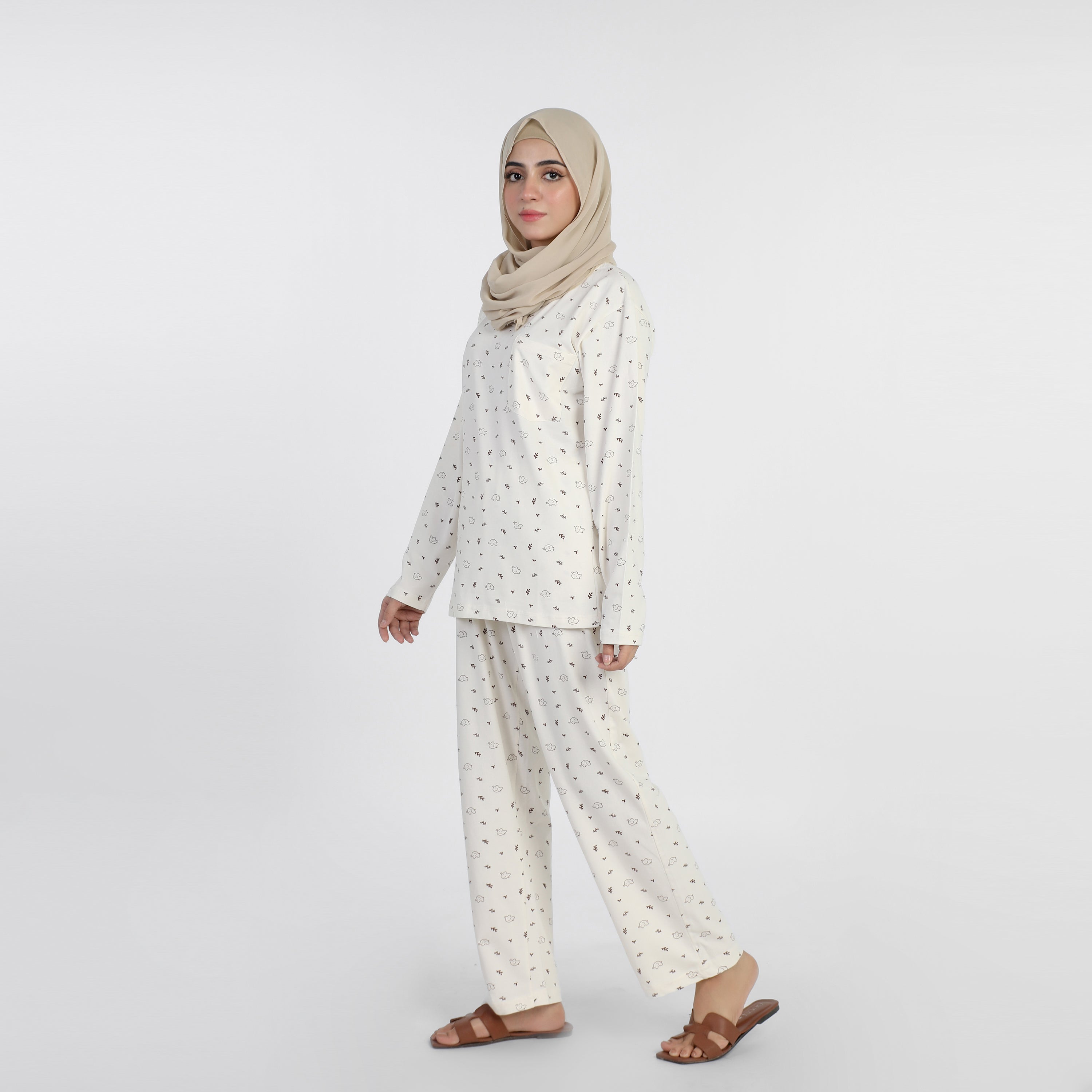 Eminent Women's Full Sleeves Night Suit - Off White, Women Two Piece Outfit, Eminent, Chase Value