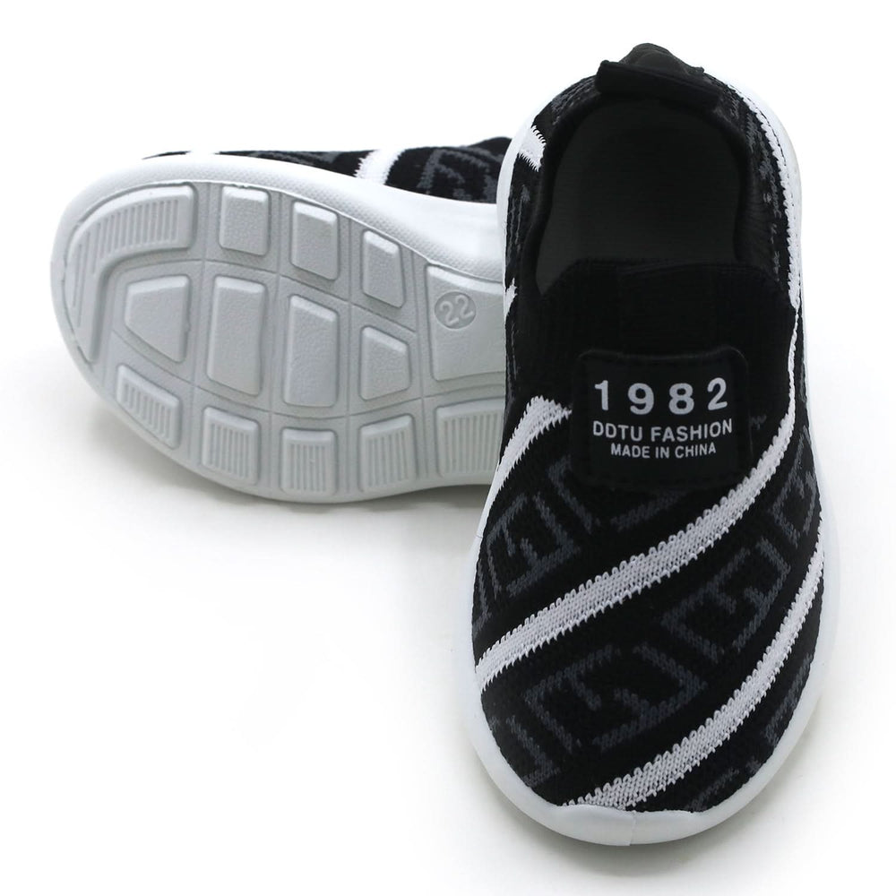 Boys Skechers - Black, Boys Casual Shoes & Sneakers, Chase Value, Chase Value
