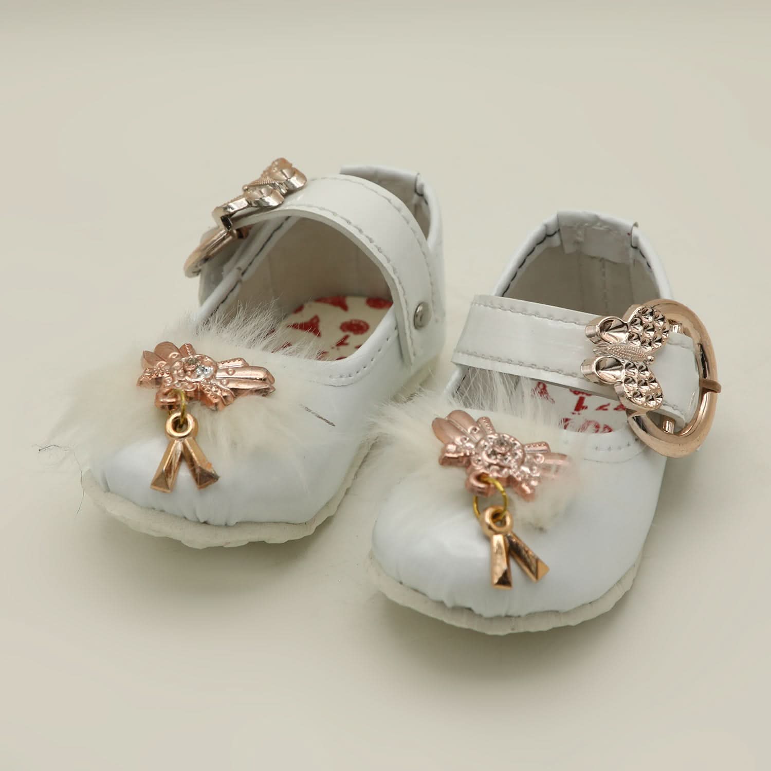 Newborn Girls Pumpy - White, Newborn Caps, Shoes & Socks, Chase Value, Chase Value