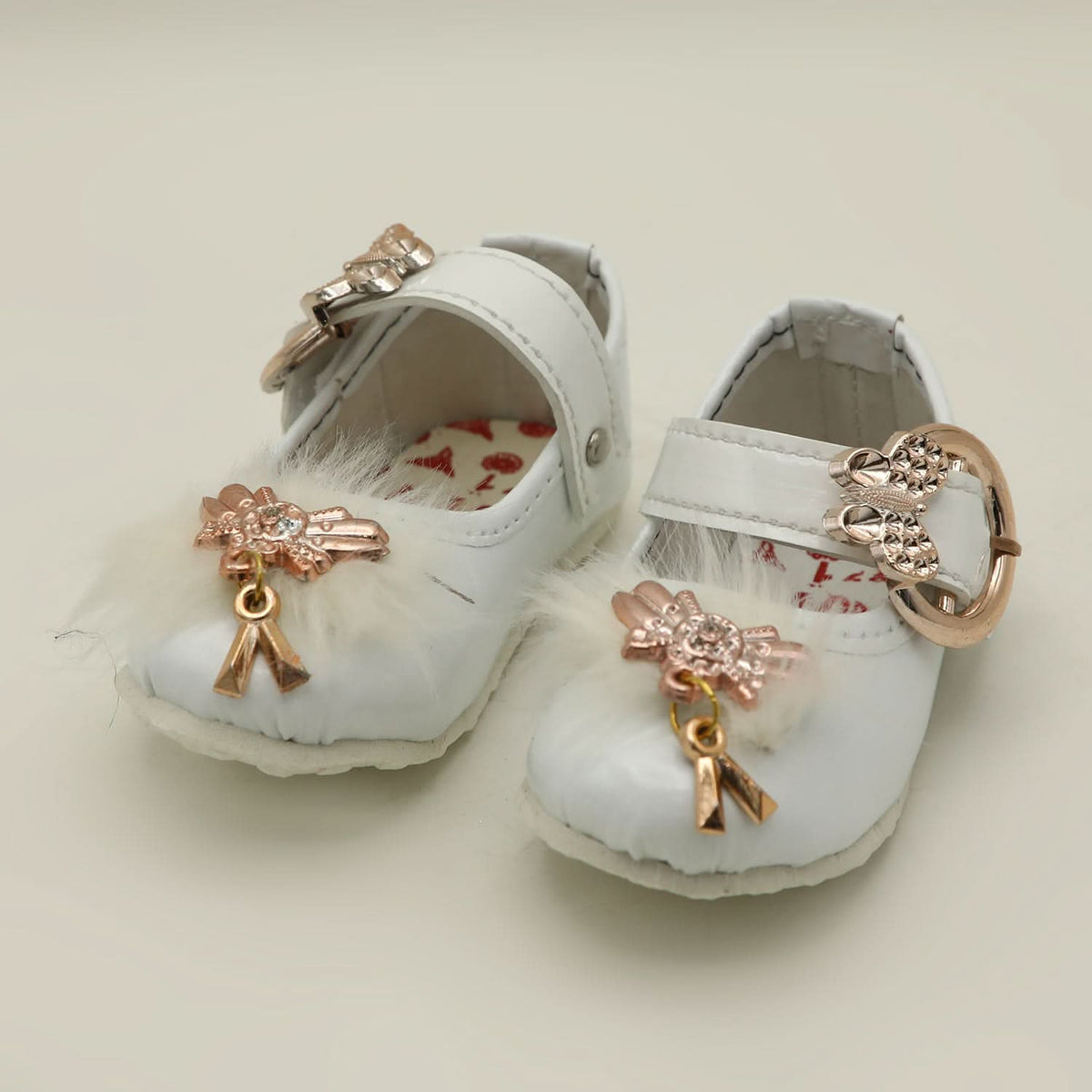 Newborn Girls Pumpy - White, Newborn Caps, Shoes & Socks, Chase Value, Chase Value