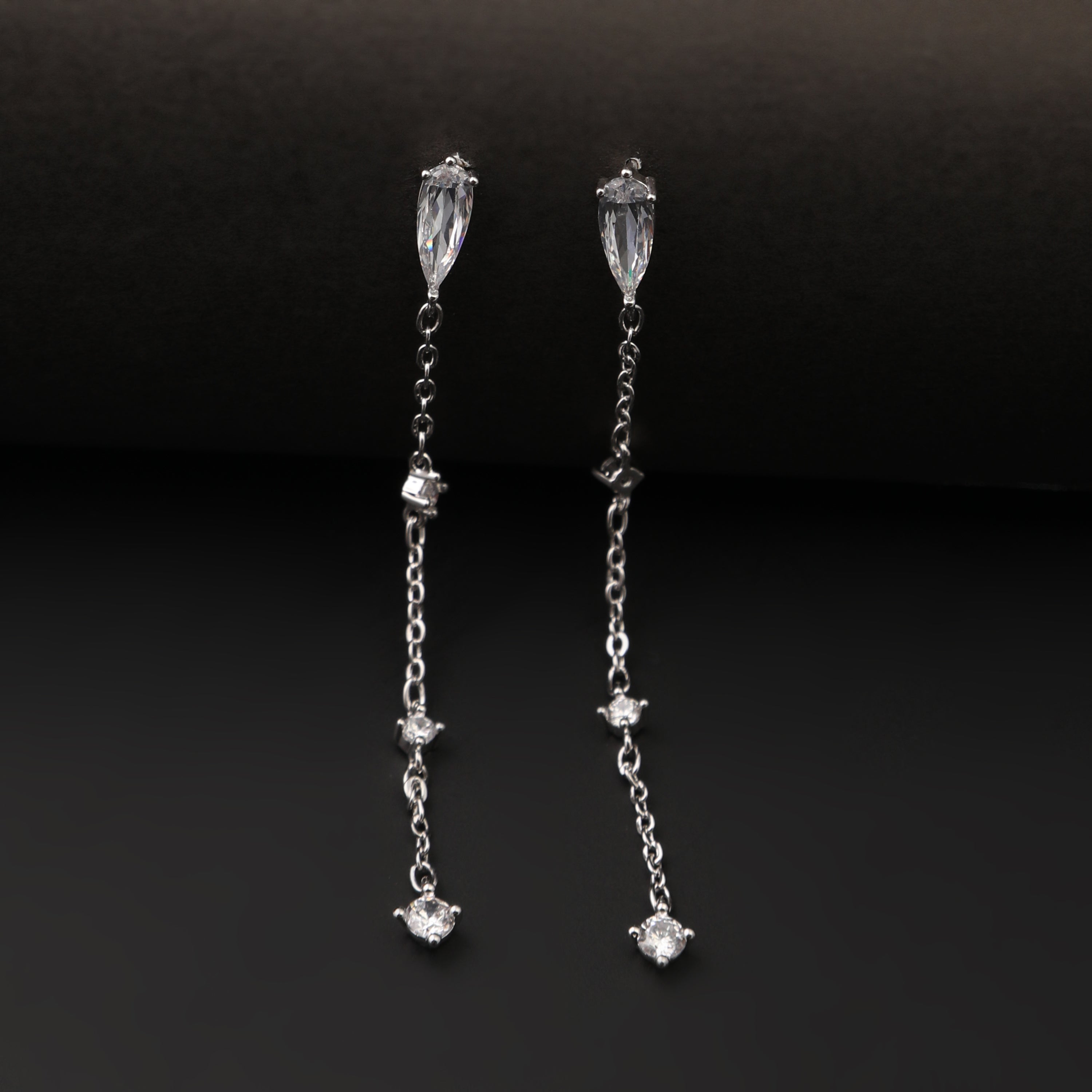 Women's Earing, Women Earrings & Tops, Chase Value, Chase Value