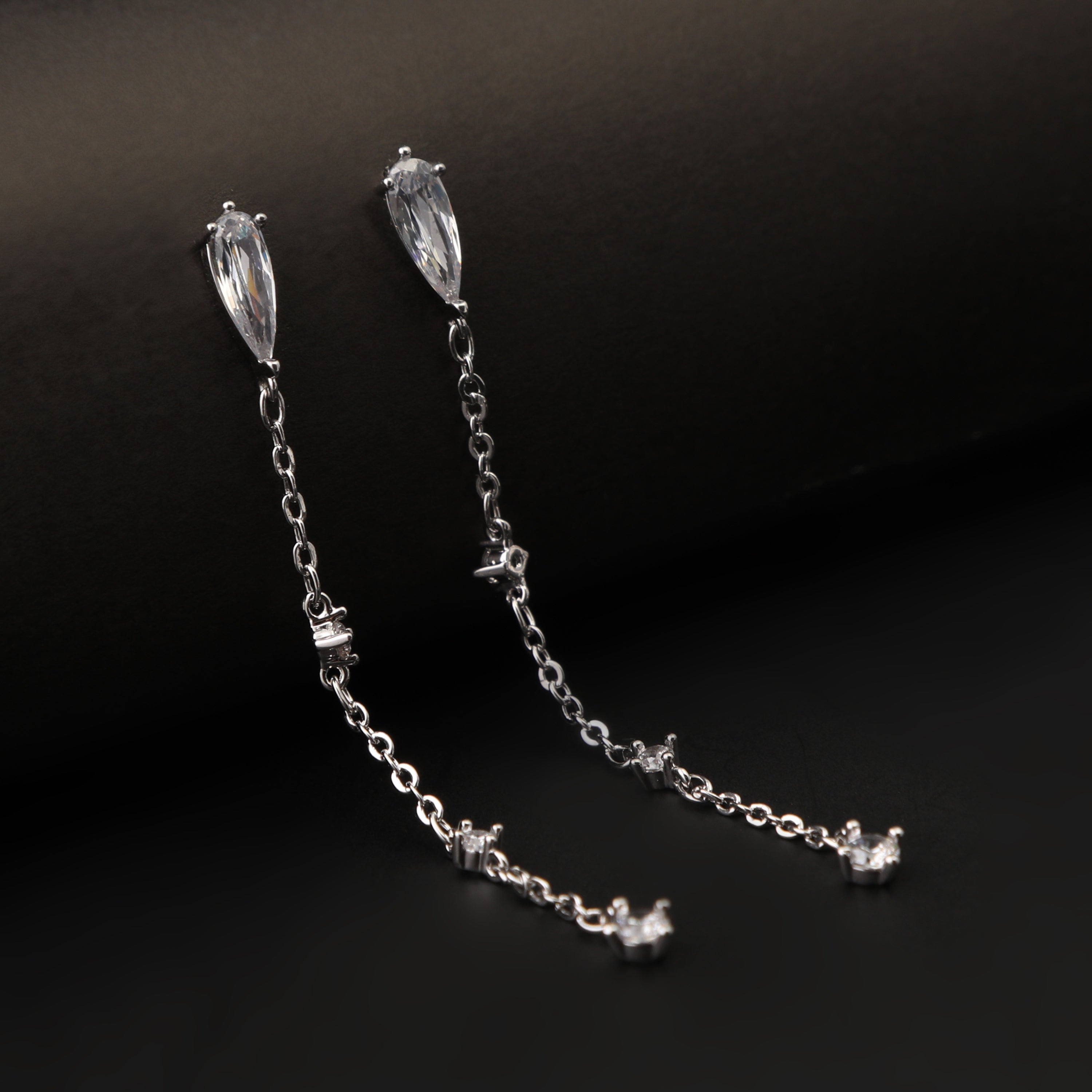 Women's Earing, Women Earrings & Tops, Chase Value, Chase Value