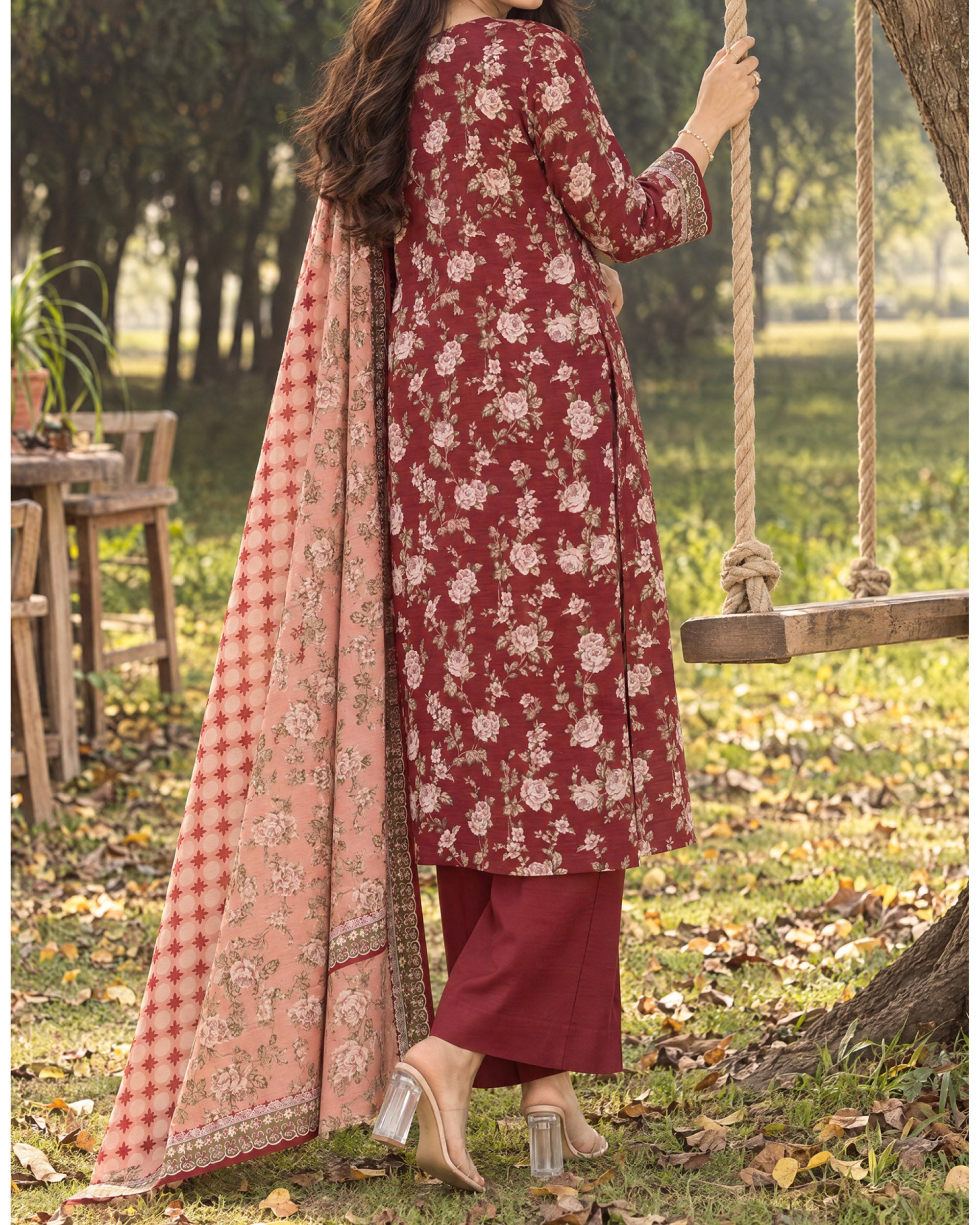 Zarineh Everyday Khaddar Printed Suit - 3 Pc