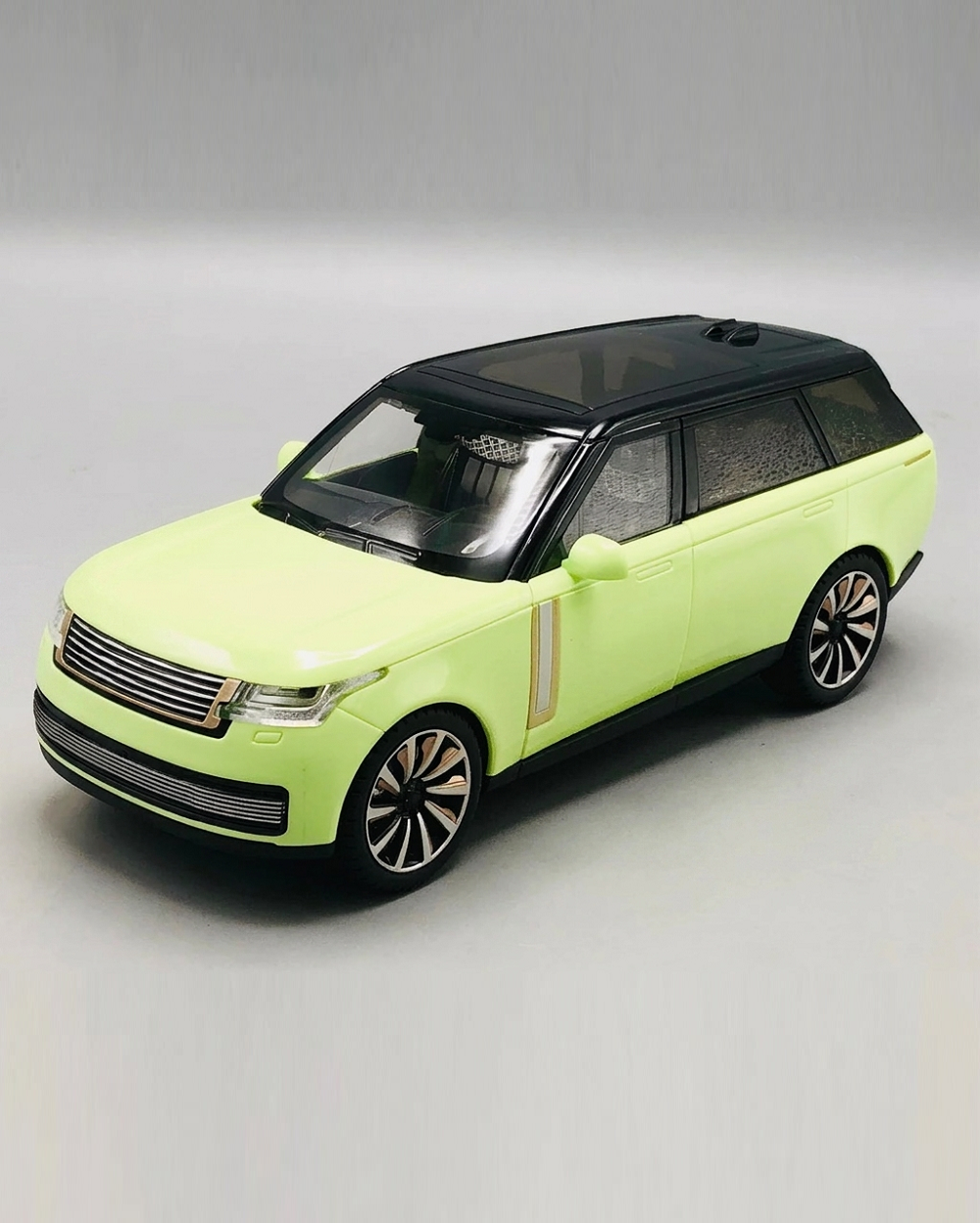 Die Cast Car with Light and Music