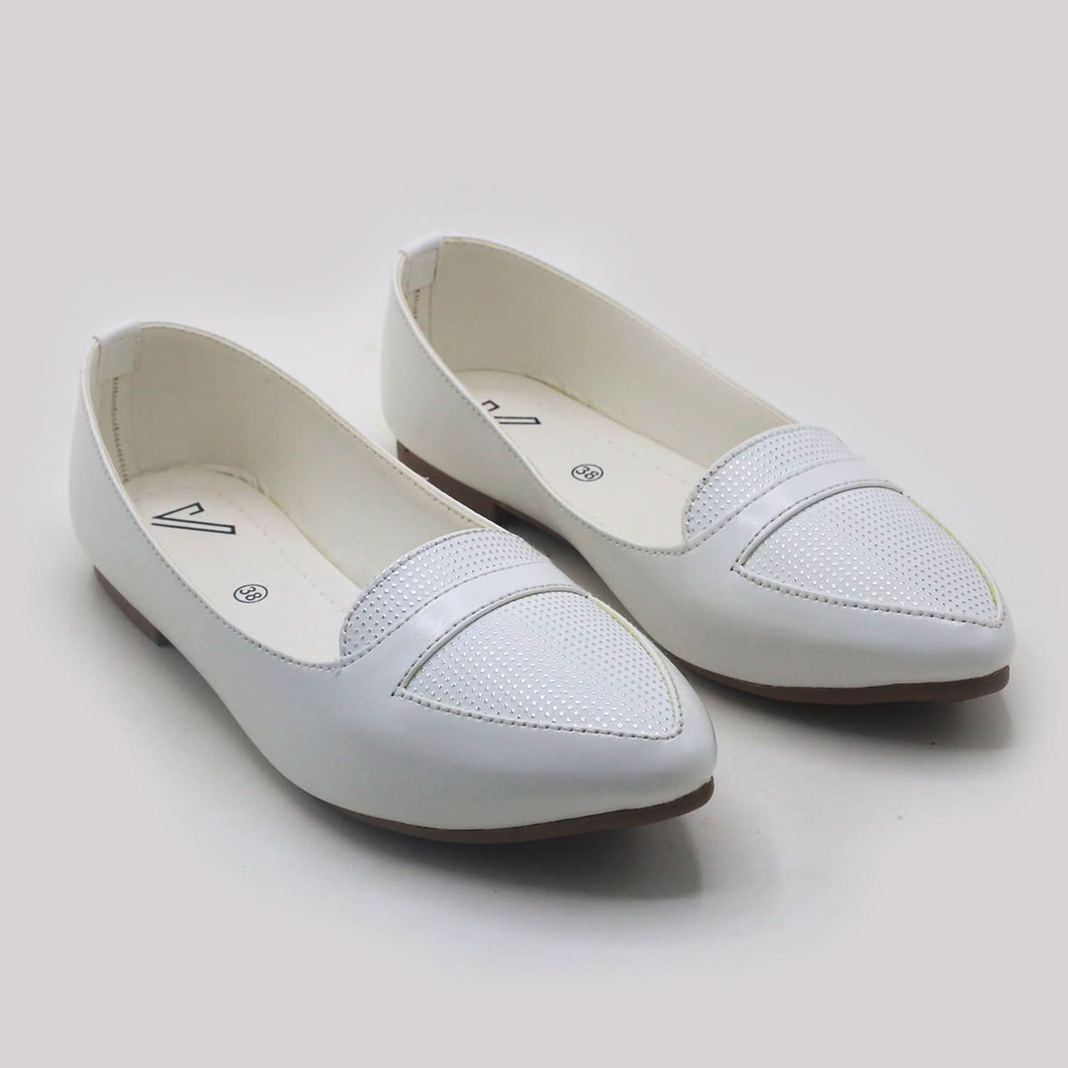 Women's Pumps - White, Women Pumps, Chase Value, Chase Value