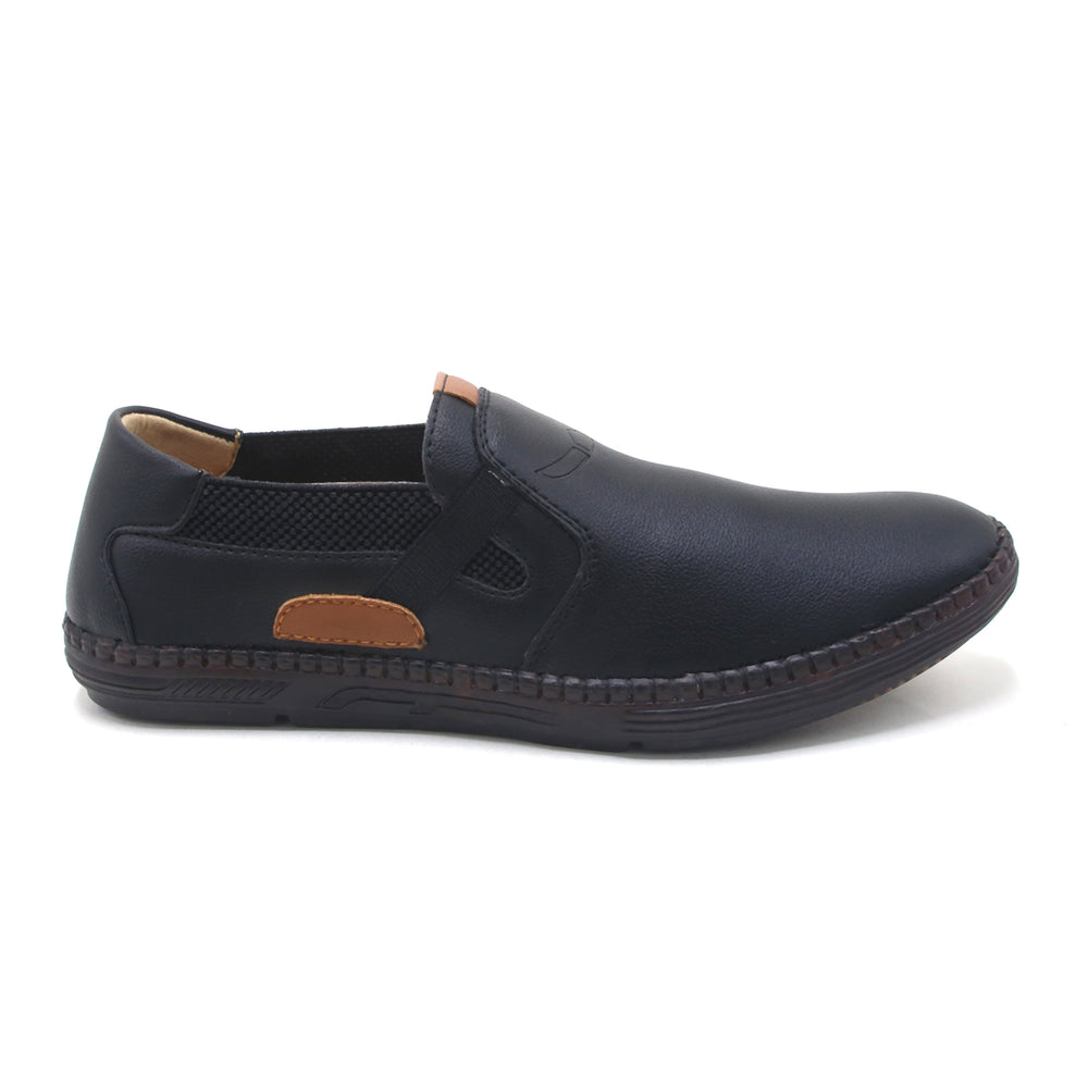 Clarke Slip-on - Medicated In Leather Loafers - Black, Men's Casual Shoes, Clarks, Chase Value