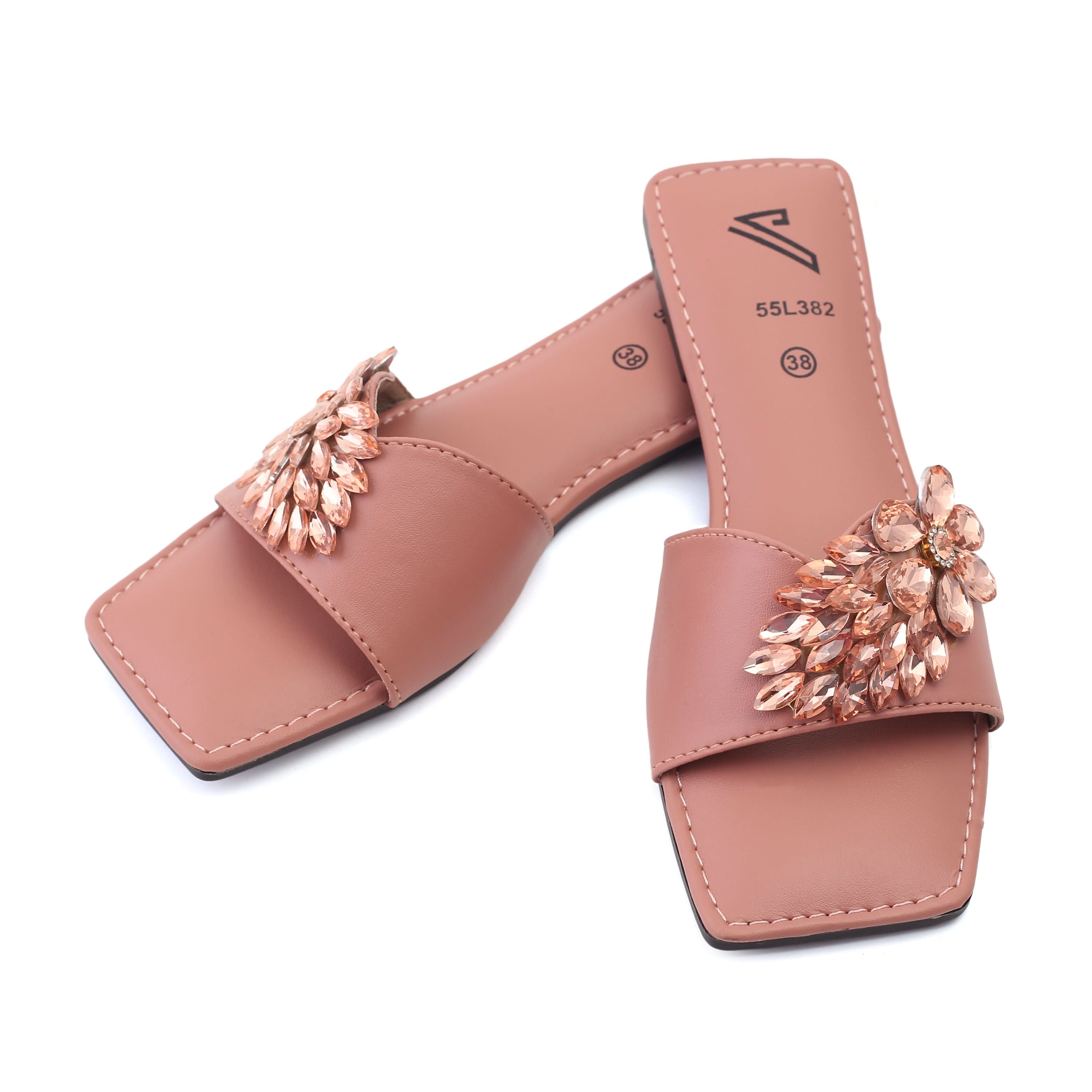 Valuable Women's Slipper, Women Slippers, Chase Value, Chase Value