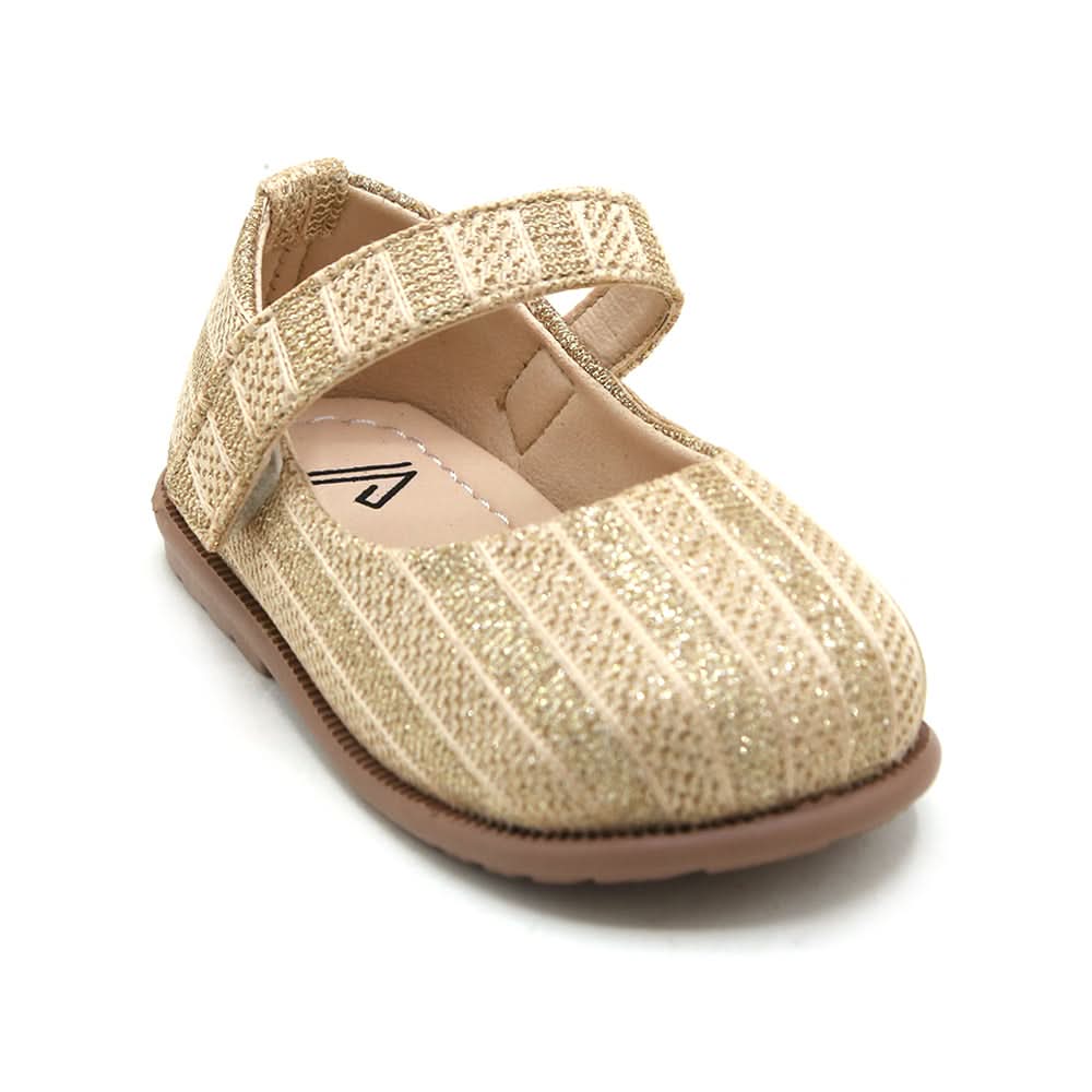 Girls Pumps - Golden, Girls Pump, Chase Value, Chase Value