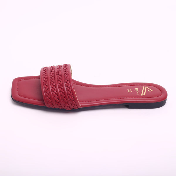 Women's Slippers - Maroon