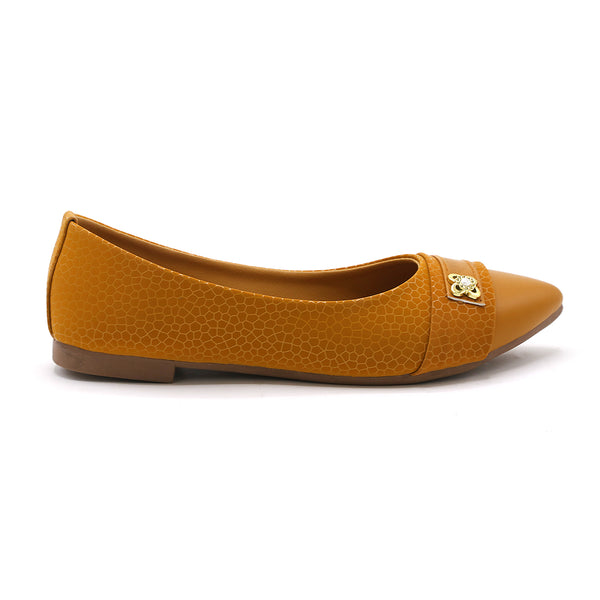 Women's Pumps - Yellow