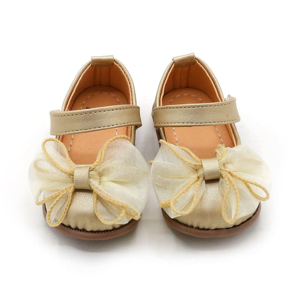 Girls Pumps - Golden, Girls Pump, Chase Value, Chase Value