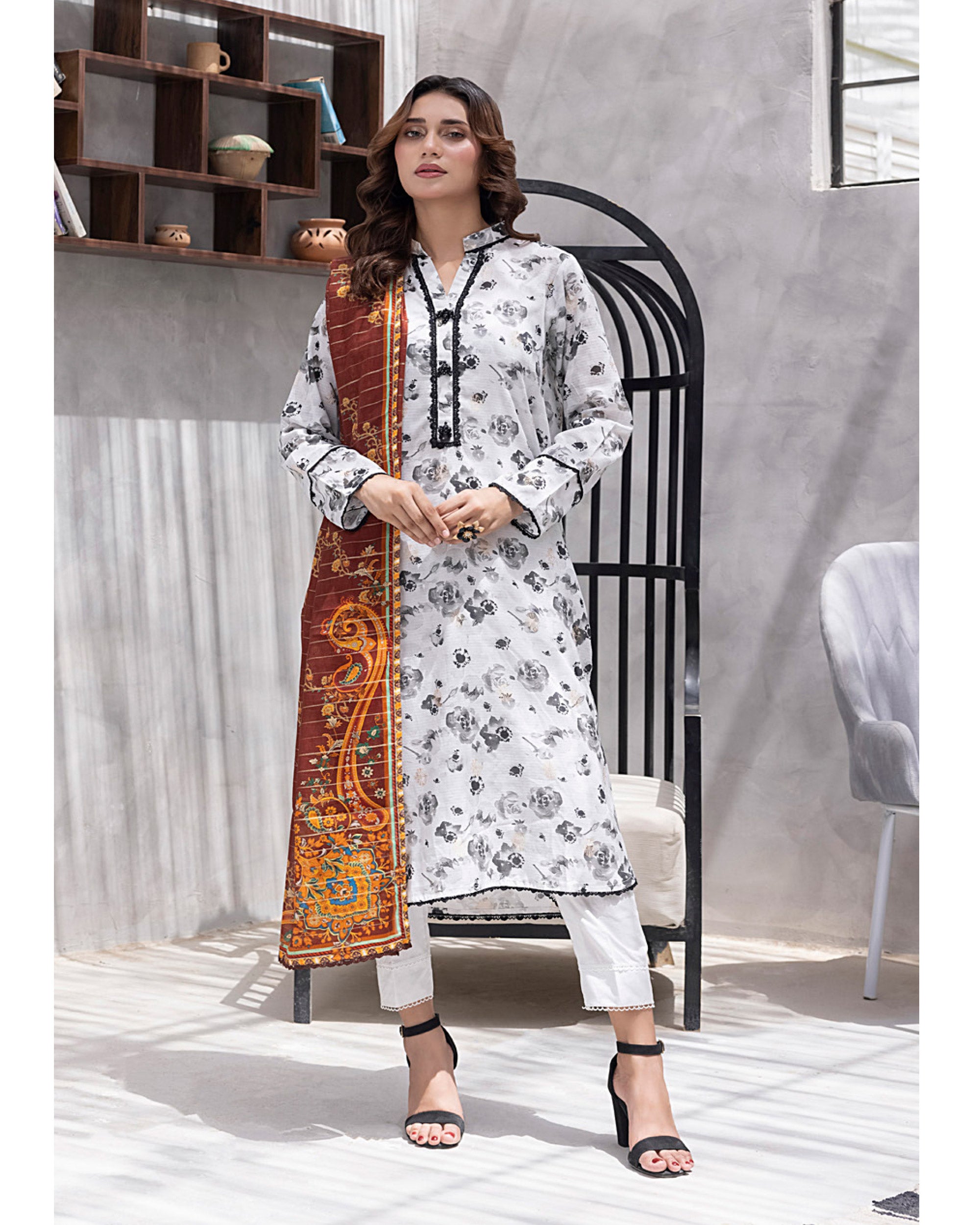 Salina Women’s 3PC Printed Suit-2, Women, 3Pcs Shalwar Suit, Chase Value, Chase Value