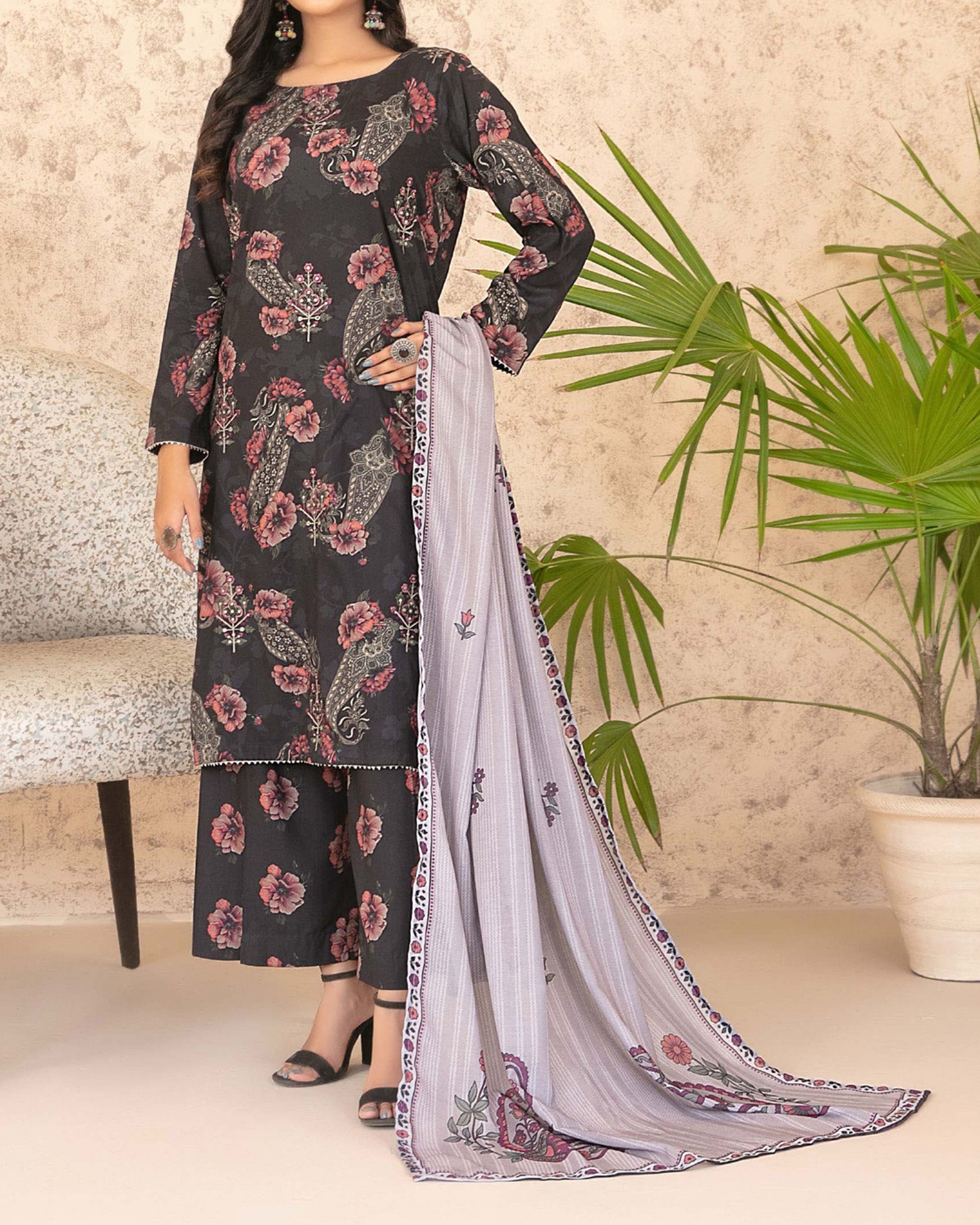 Tawakkal Melek Staple Printed Suit with Shawl - 3 Pc, Women, 3Pcs Shalwar Suit, Tawakkal Fabrics, Chase Value