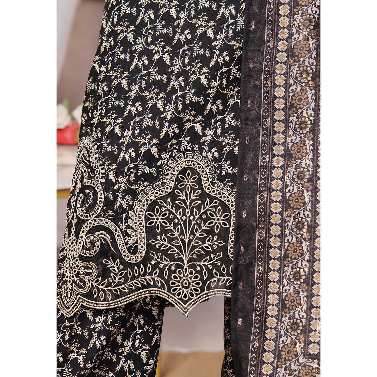 VS-AIZA & MOMINA Cambric Embroidered Unstitched 3pcs Suit - 68, Women, 3Pcs Shalwar Suit, VS Textile, Chase Value