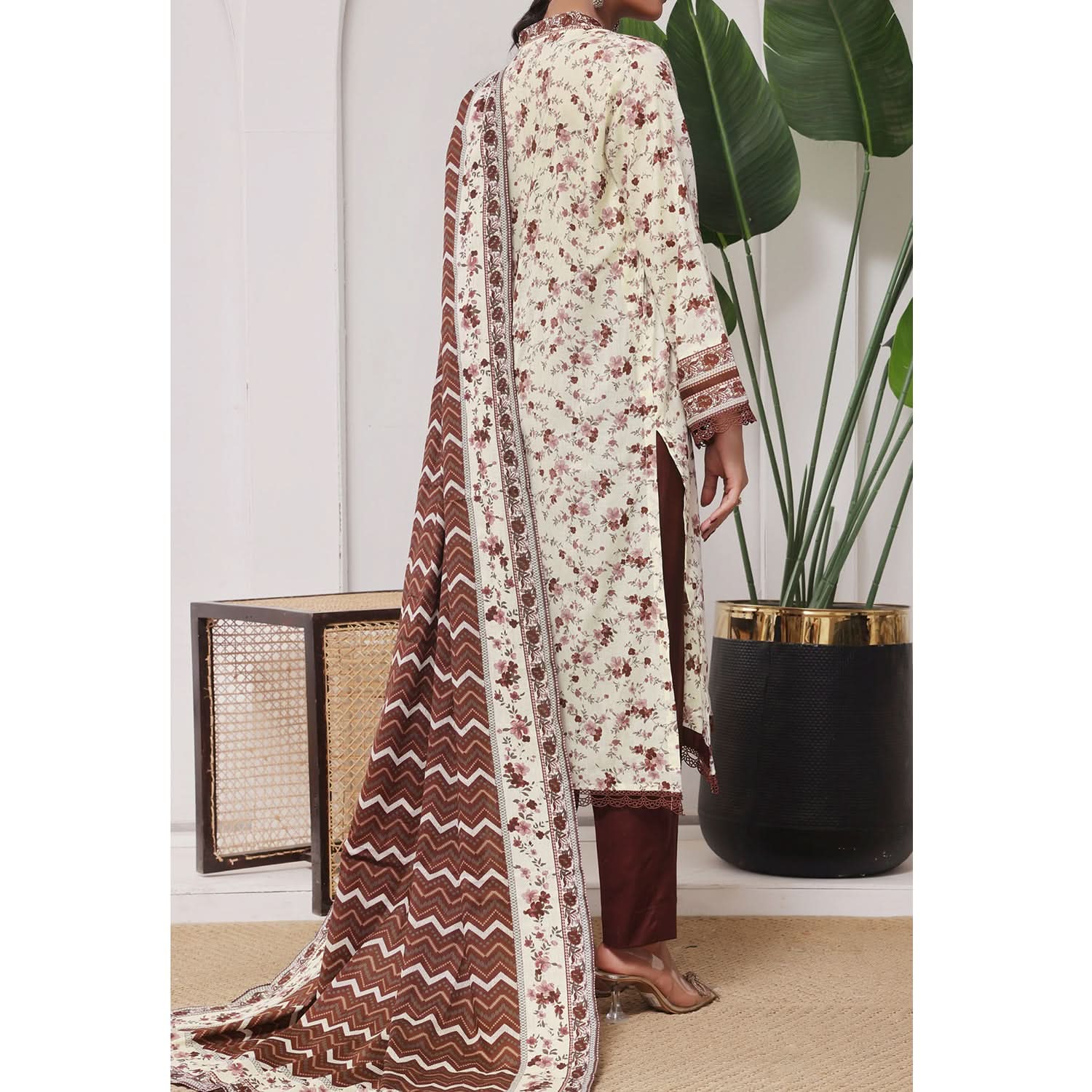 DAMAN By Vs Textile Lawn Printed Unstitched 3Pcs Suit -825-A, Women, 3Pcs Shalwar Suit, Chase Value, Chase Value