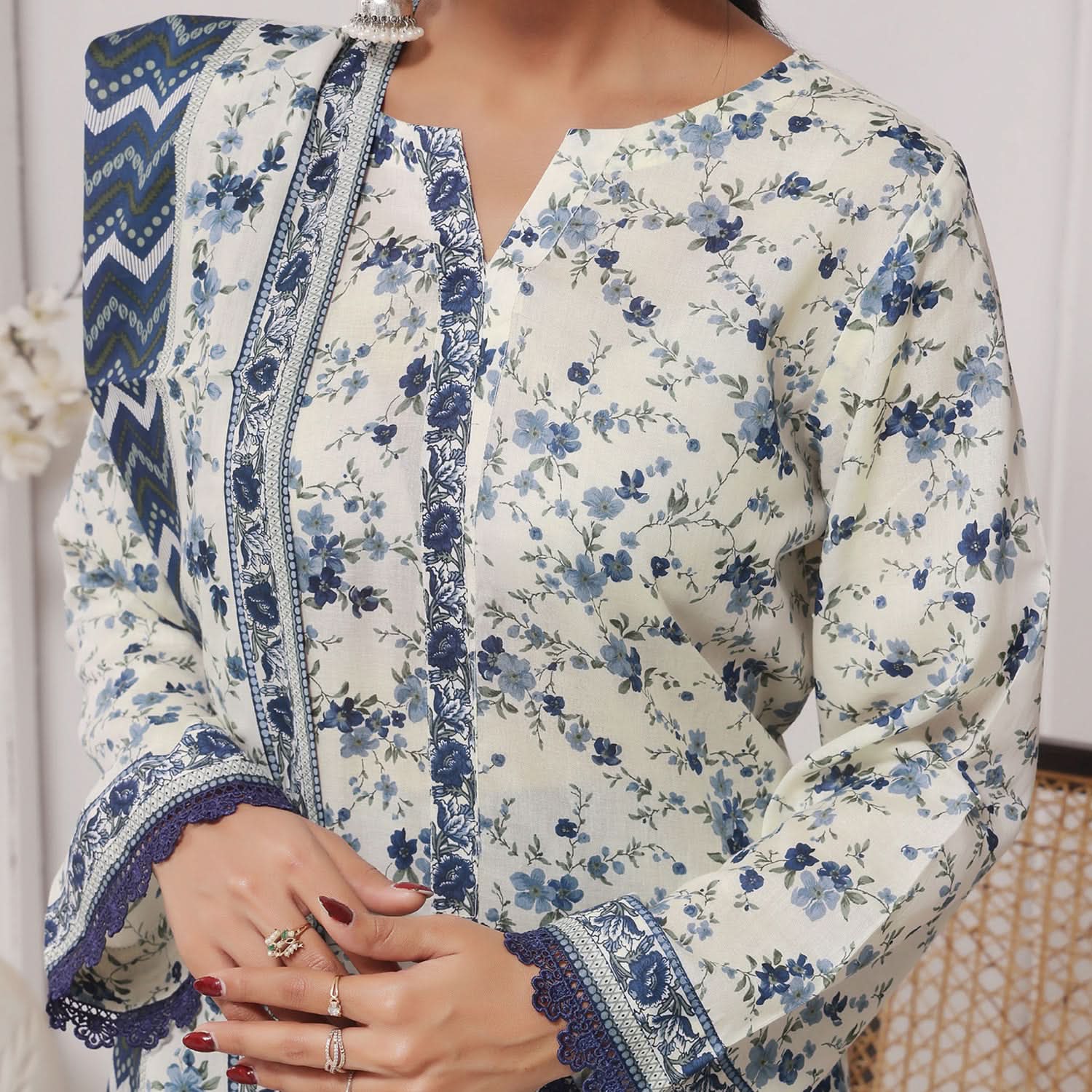 DAMAN By Vs Textile Lawn Printed Unstitched 3Pcs Suit -825-B, Women, 3Pcs Shalwar Suit, Chase Value, Chase Value