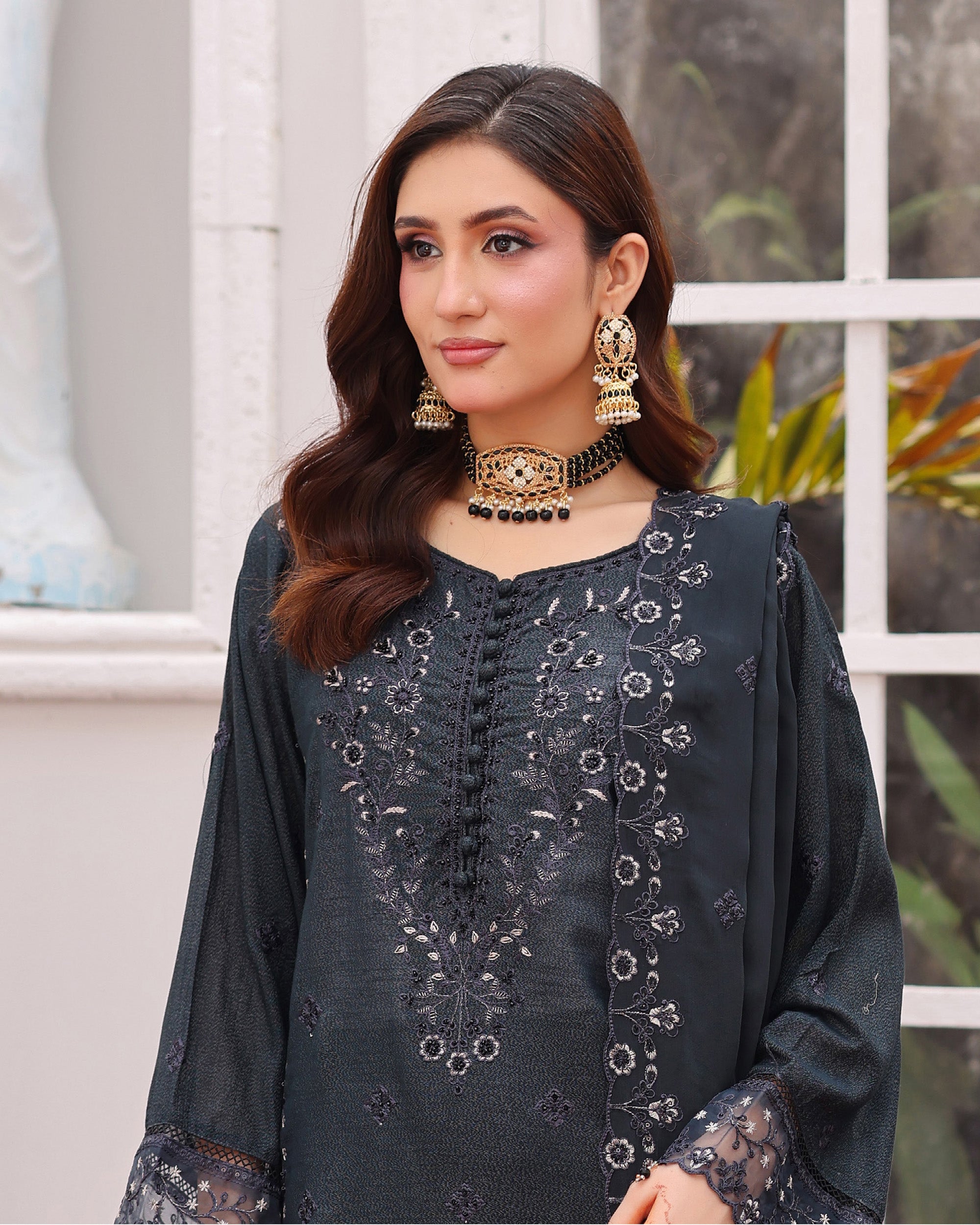 Dr Haris Winter Luxe Karandi Embroidered 3 Pc  Suit