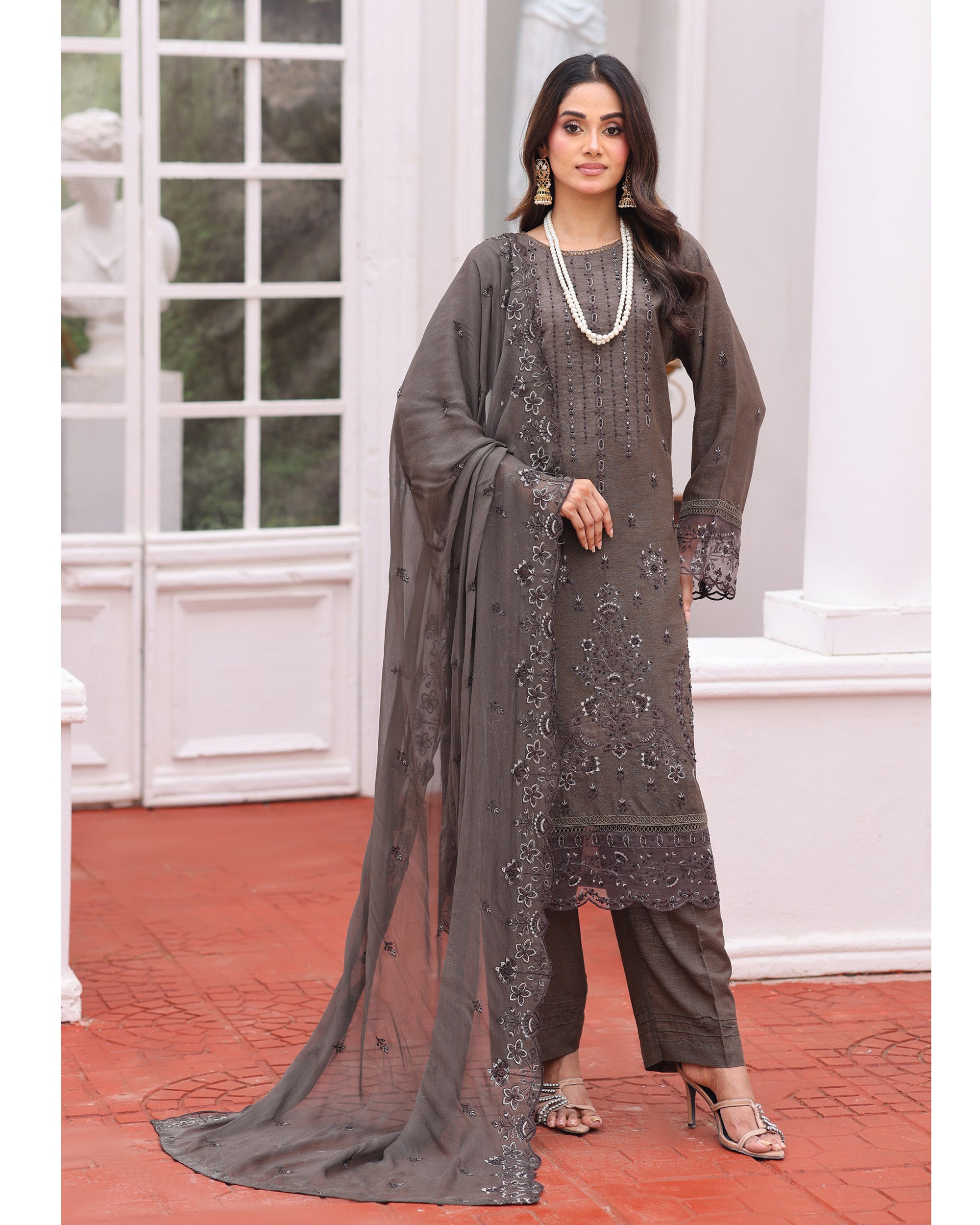 Dr Haris Winter Luxe Karandi Embroidered 3 Pc  Suit