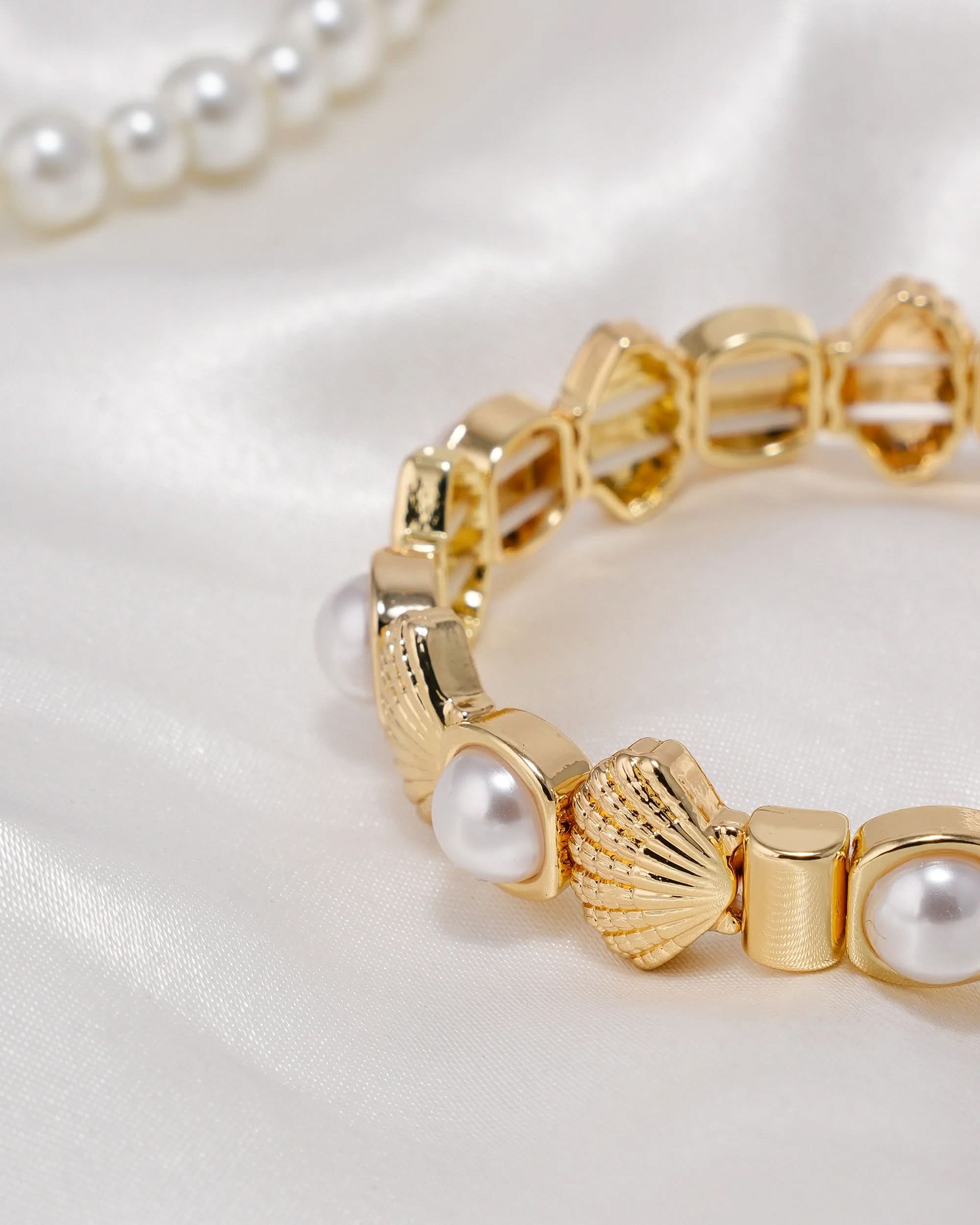 Eminent Women's Bracelet, Women Bangles & Bracelets, Eminent, Chase Value
