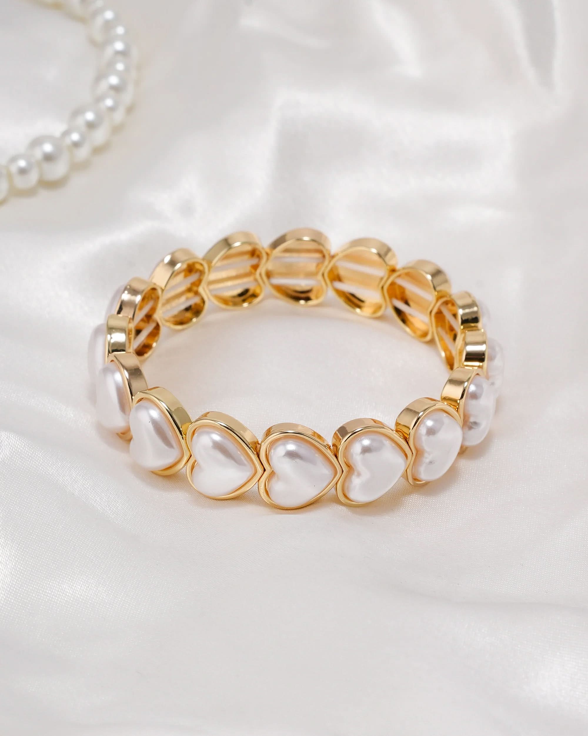 Eminent Women's Bracelet, Women Bangles & Bracelets, Eminent, Chase Value