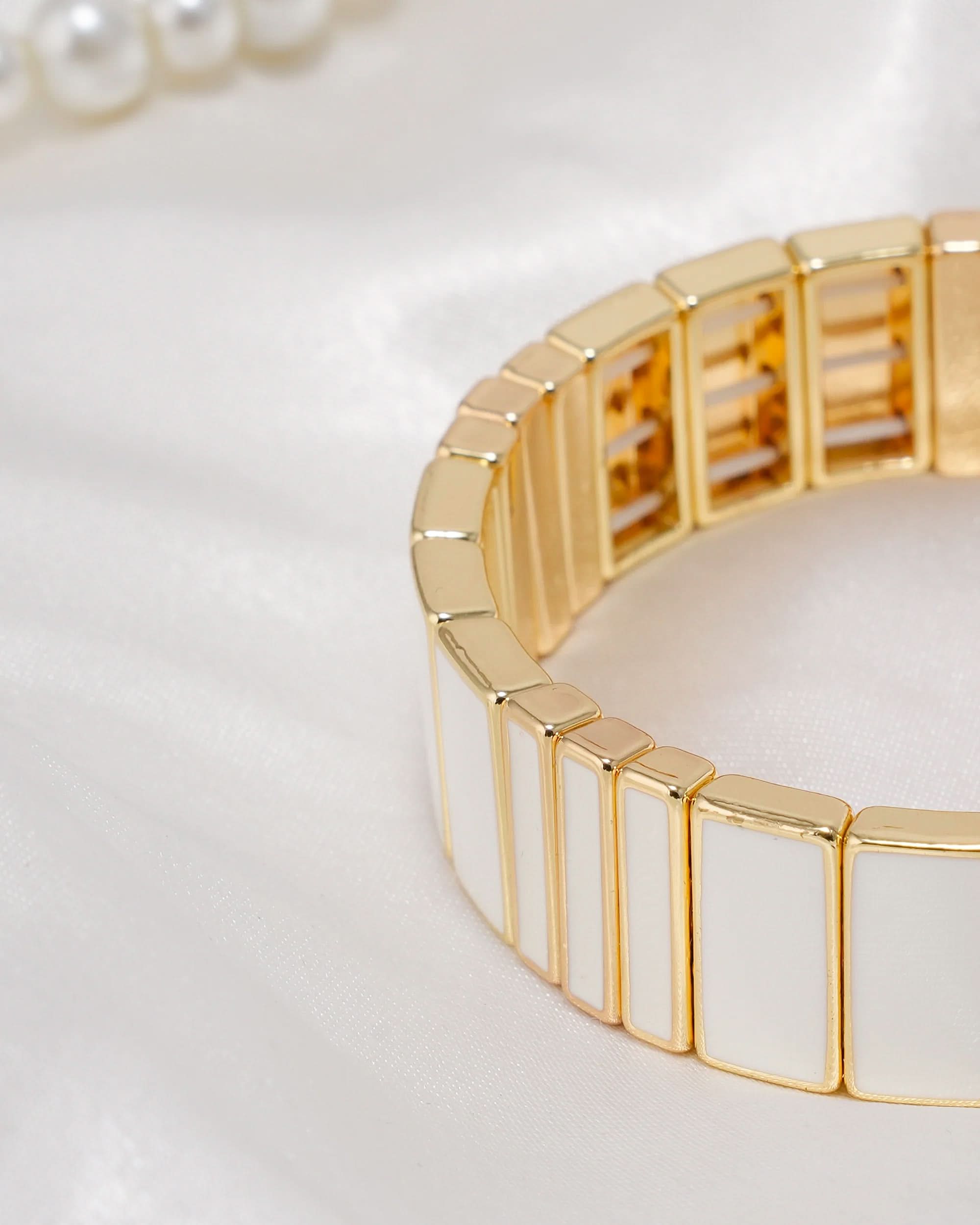 Eminent Women's Bracelet, Women Bangles & Bracelets, Eminent, Chase Value