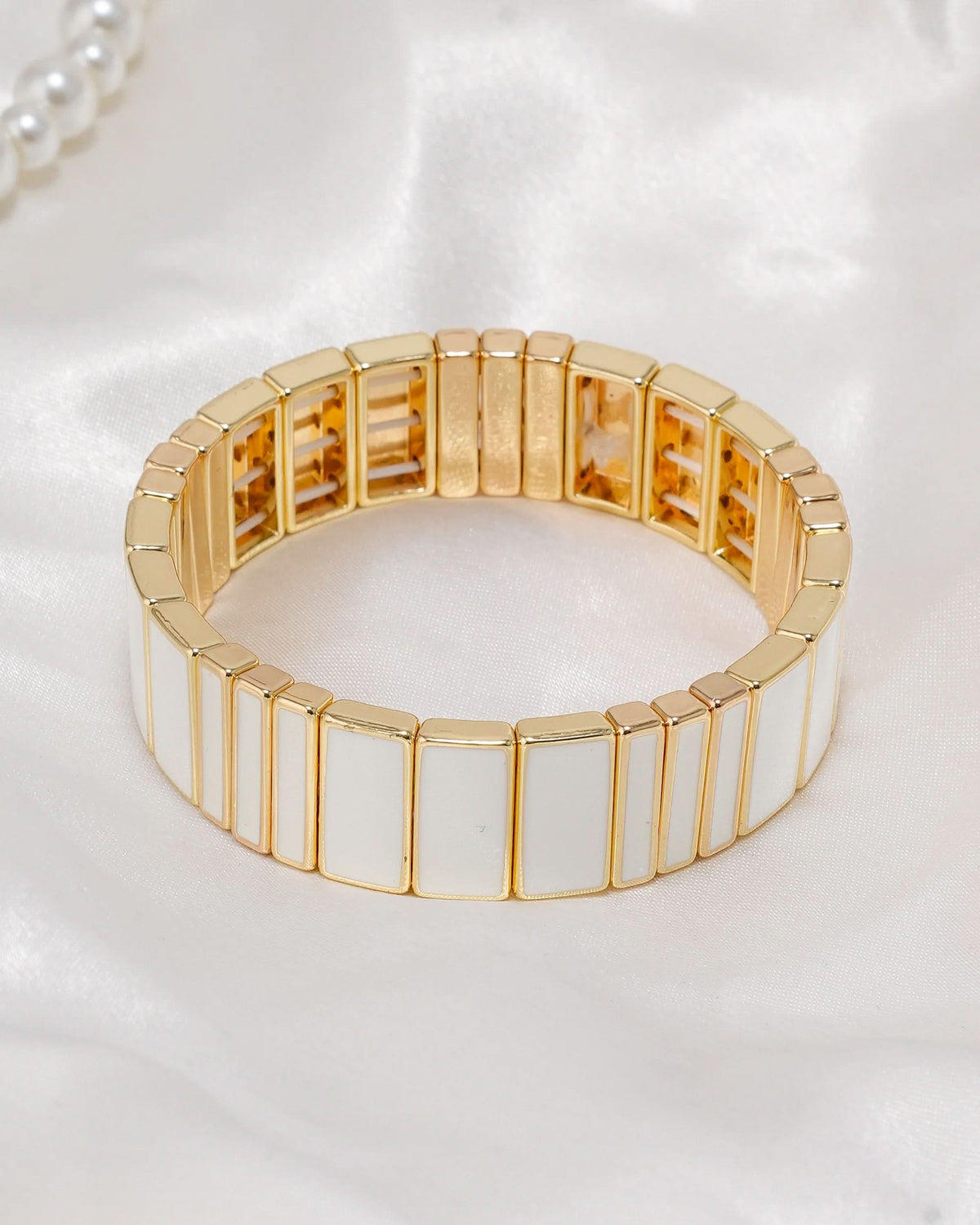 Eminent Women's Bracelet, Women Bangles & Bracelets, Eminent, Chase Value