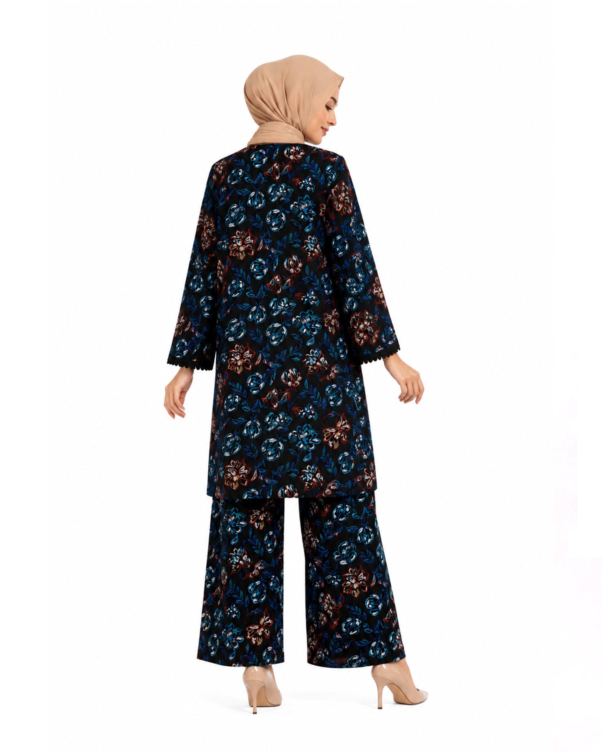 Valuables Women's Printed Lawn 2 Pc Suit