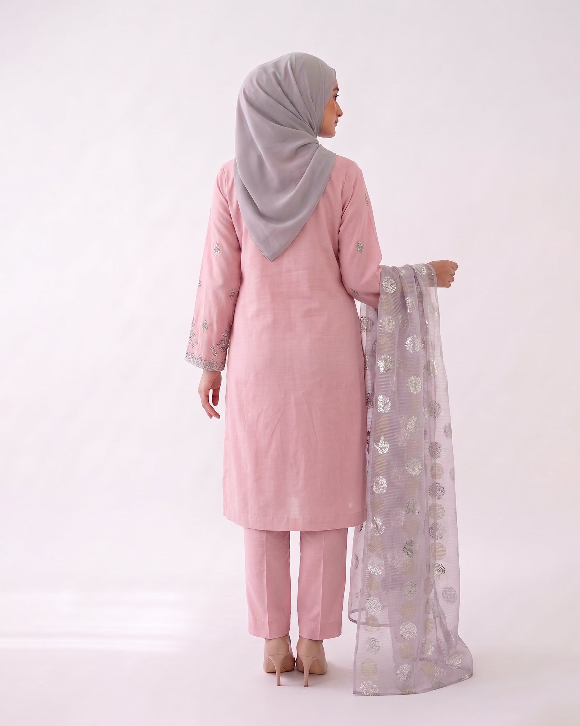 Valuables Women's Embroidered 3Pc Suit