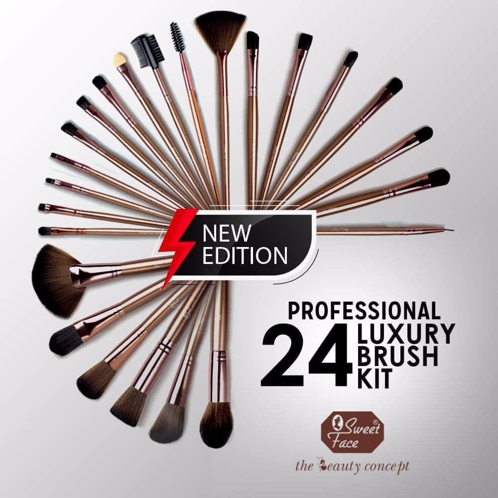 Sweet Face 12 Luxury Professional Brush Kit, Brushes & Applicators, Sweet Face, Chase Value