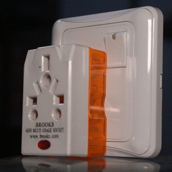 Universal Multi Plug Mix - White & Orange