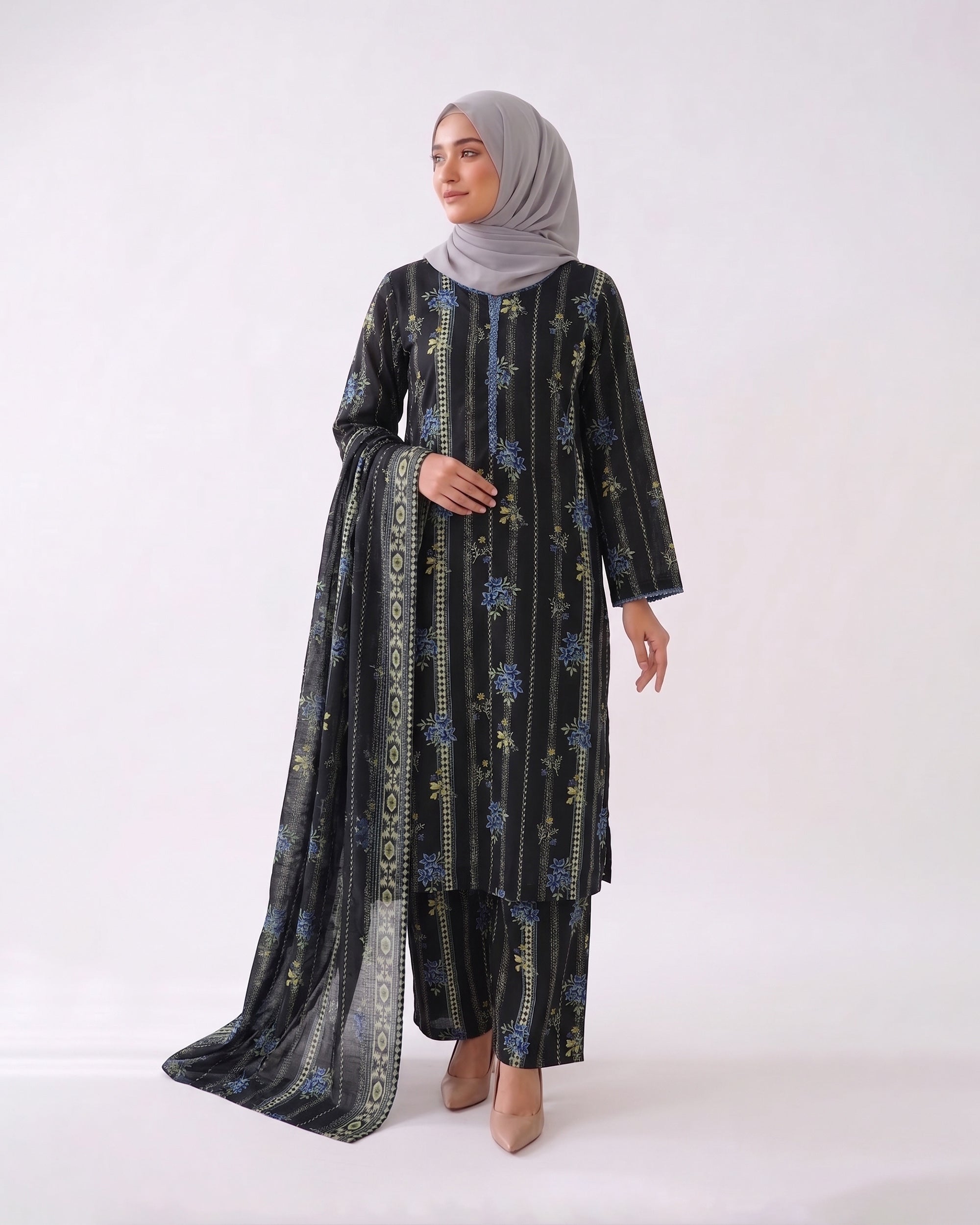 Valuables Women's Printed 3Pc Suit