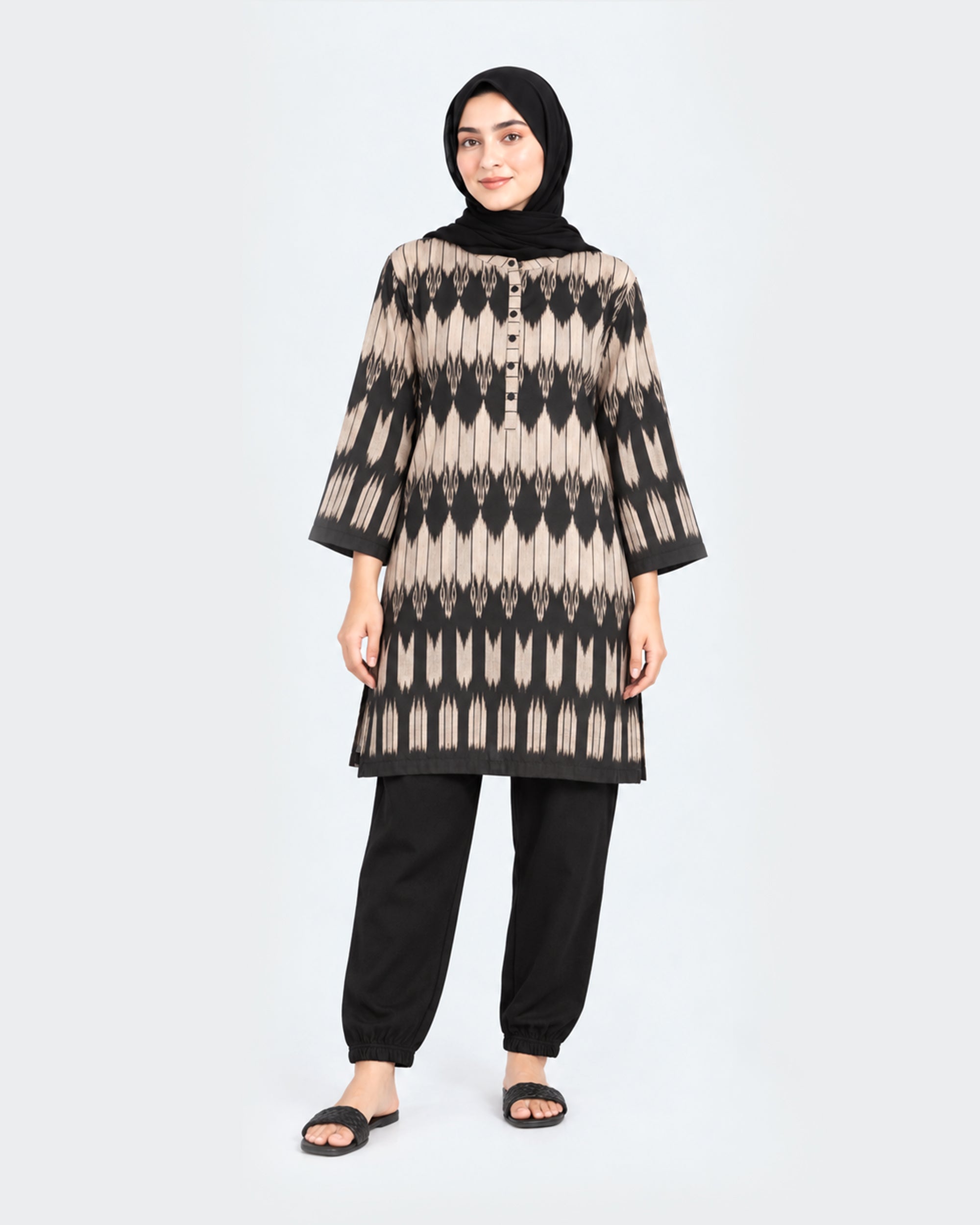 Eminent Women's Ethnic Fusion Printed 1 Pc