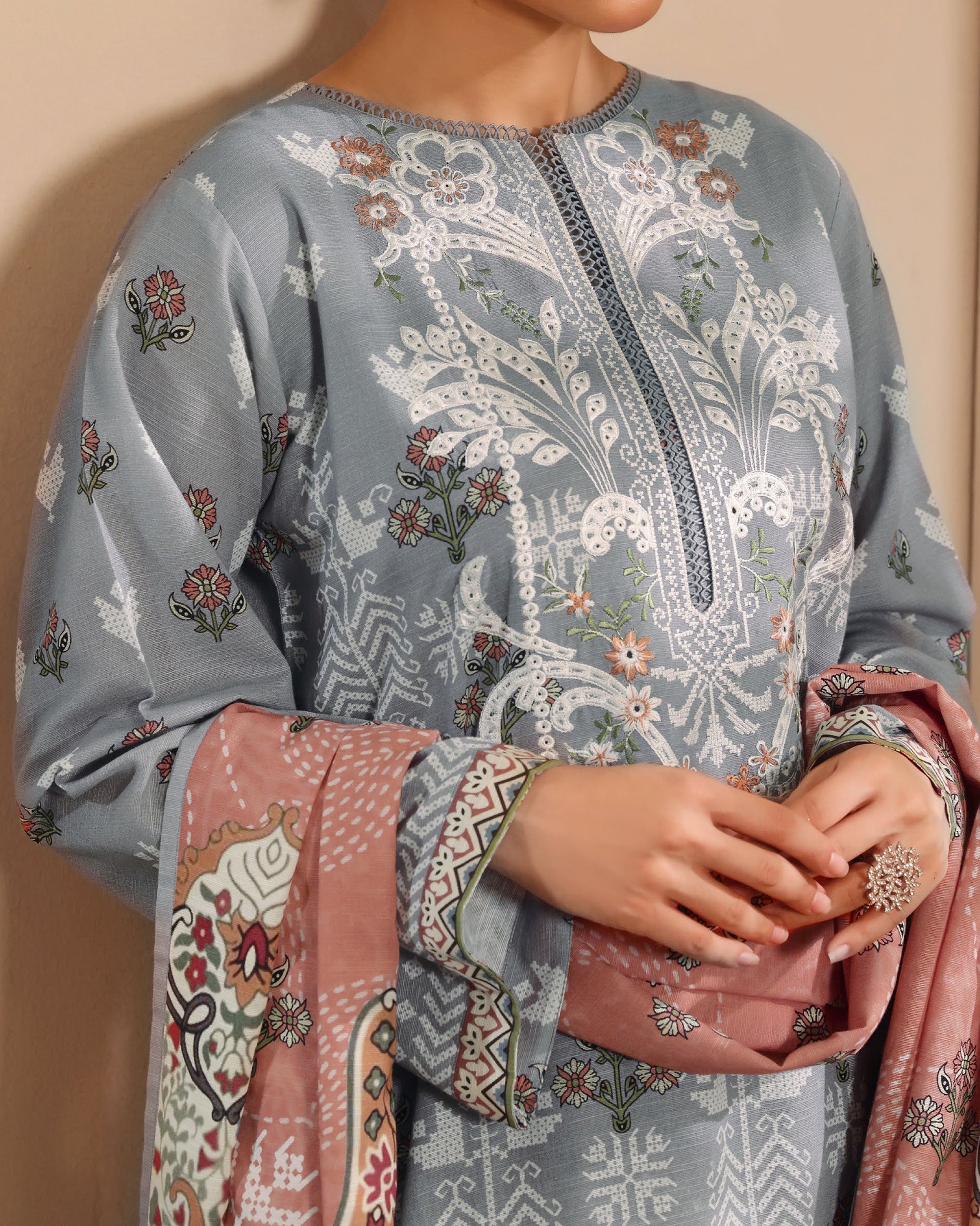 Zarineh Winter Muse Khaddar Printed Embroidered Suit - 3 Pc