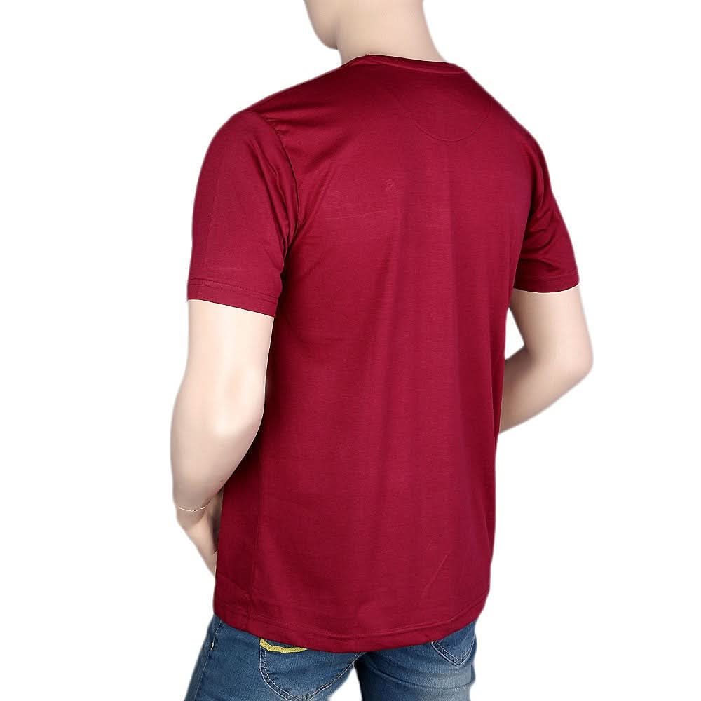 Round Neck T-Shirt For Men - Maroon - test-store-for-chase-value