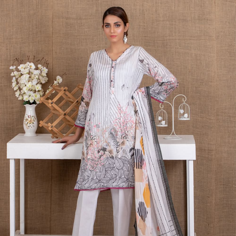 Salina Digital Printed Lawn 3 Pcs Un-Stitched Suit - 3, Women, 3Pcs Shalwar Suit, Regalia Textiles, Chase Value