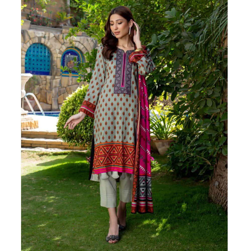 Erum Misha Lawn Printed 3 Pcs Un-Stitched Suit V-4 - B7, Women, 3Pcs Shalwar Suit, Erum Misha, Chase Value