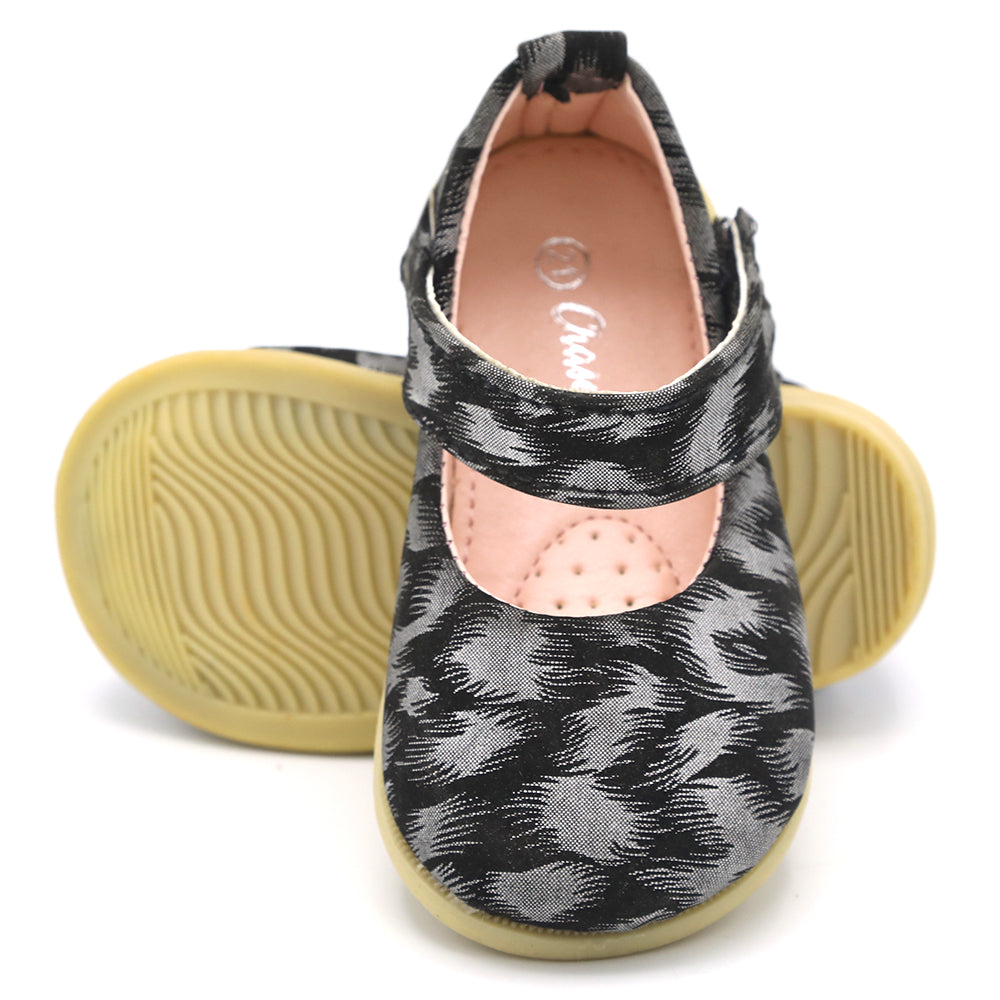 Girls Pumps - Black, Girls Pump, Chase Value, Chase Value