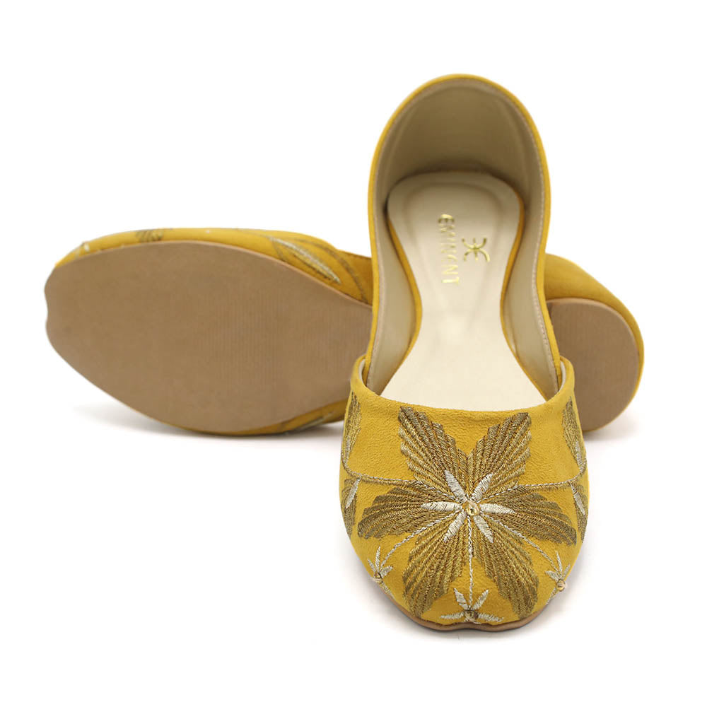 Eminent Women's Pumps - Yellow, Women Pumps, Eminent, Chase Value