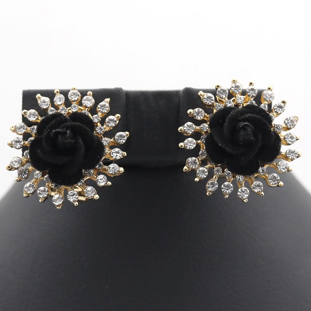 Women's Flower Locket Set - Black, Women, Jewellery Set, Chase Value, Chase Value