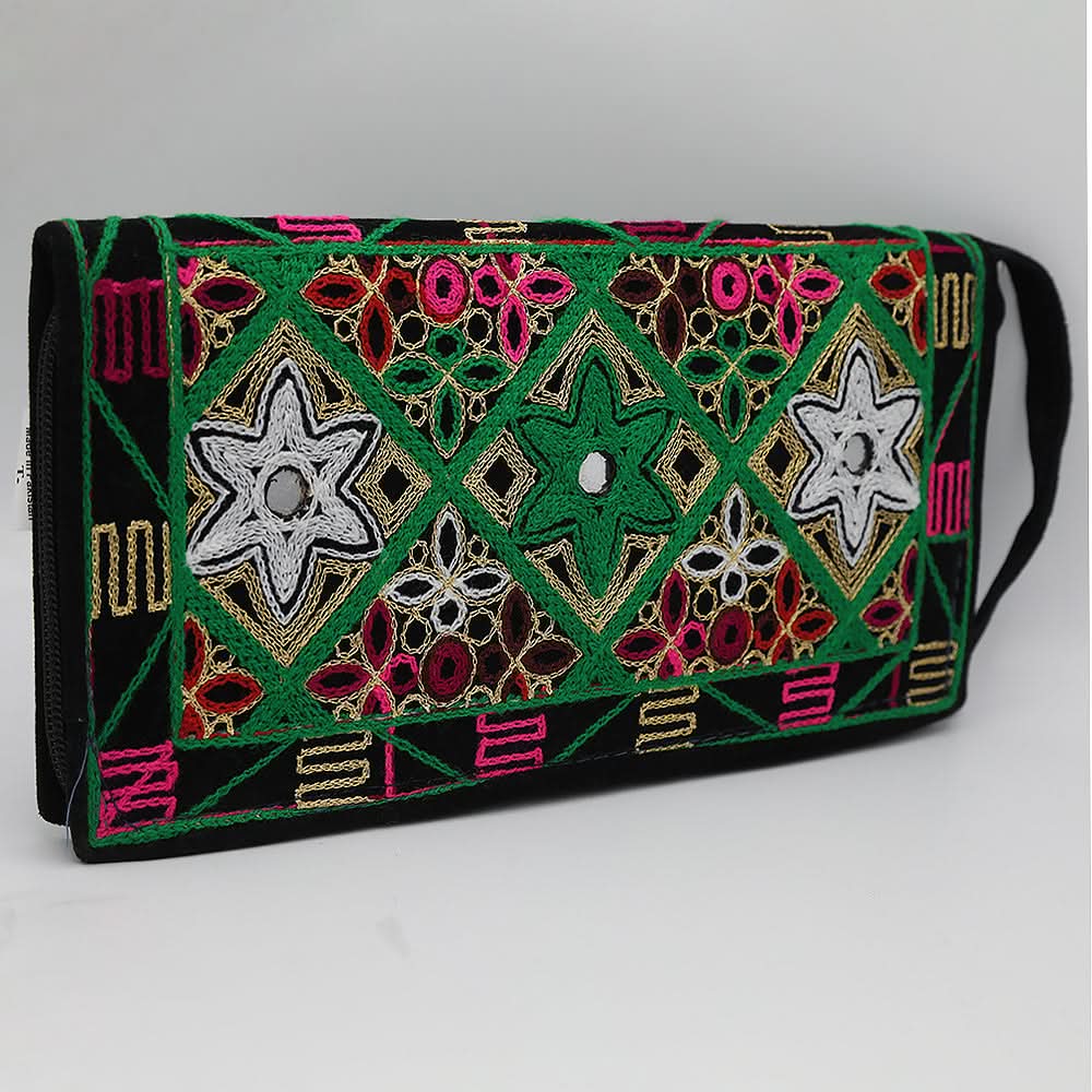 Women's Clutch 11-1 Star - Green, Women, Clutches, Chase Value, Chase Value