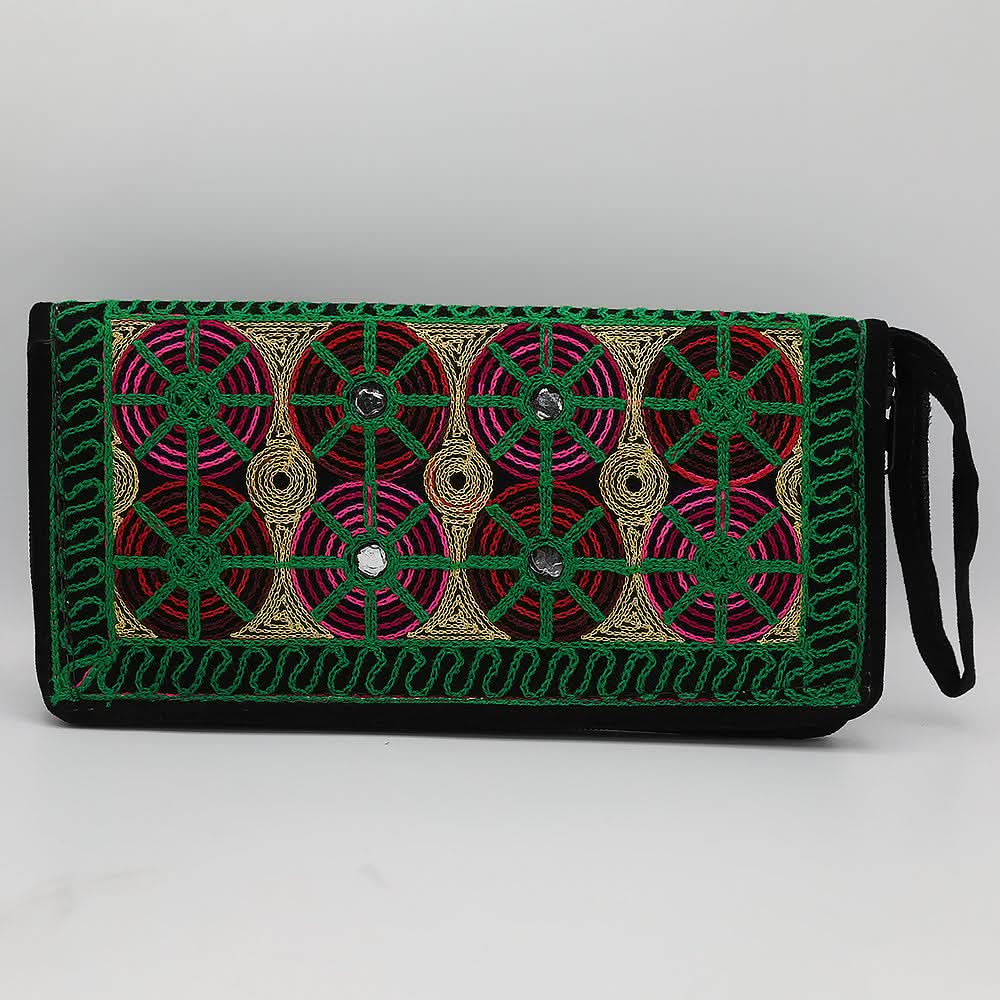 Women's Clutch 11-4 Circle - Green, Women, Clutches, Chase Value, Chase Value