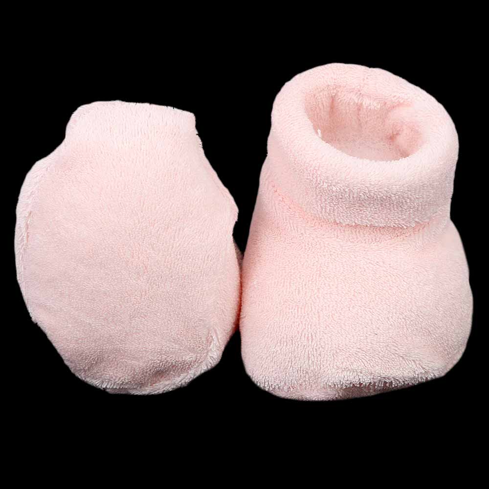 Newborn Booties - Peach, Kids, Other Accessories, Chase Value, Chase Value