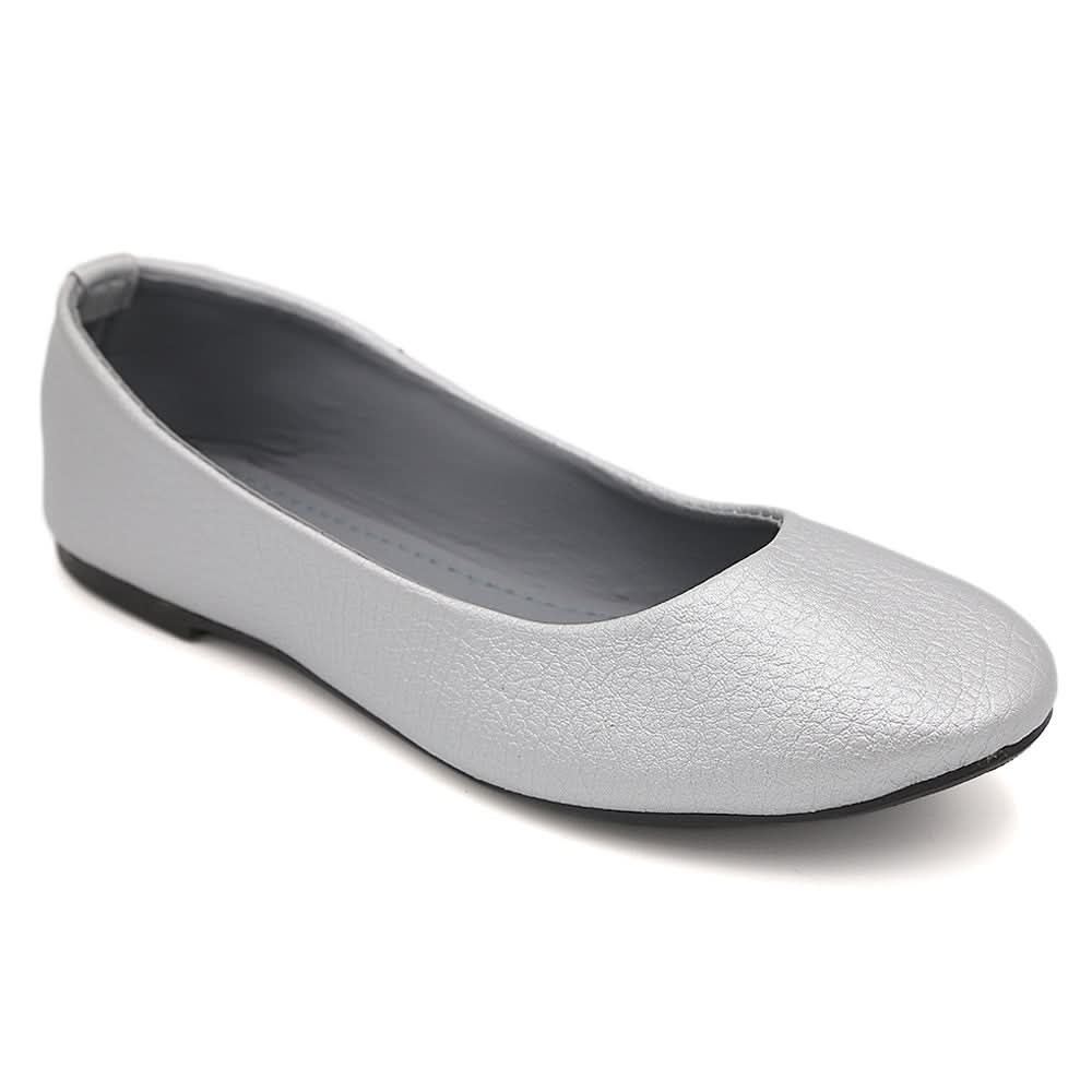 Women's Pumps (1918) - Silver, Women, Pumps, Chase Value, Chase Value