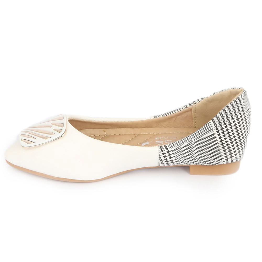 Girls Fancy Pumps (S992-331) - White, Kids, Pump, Chase Value, Chase Value