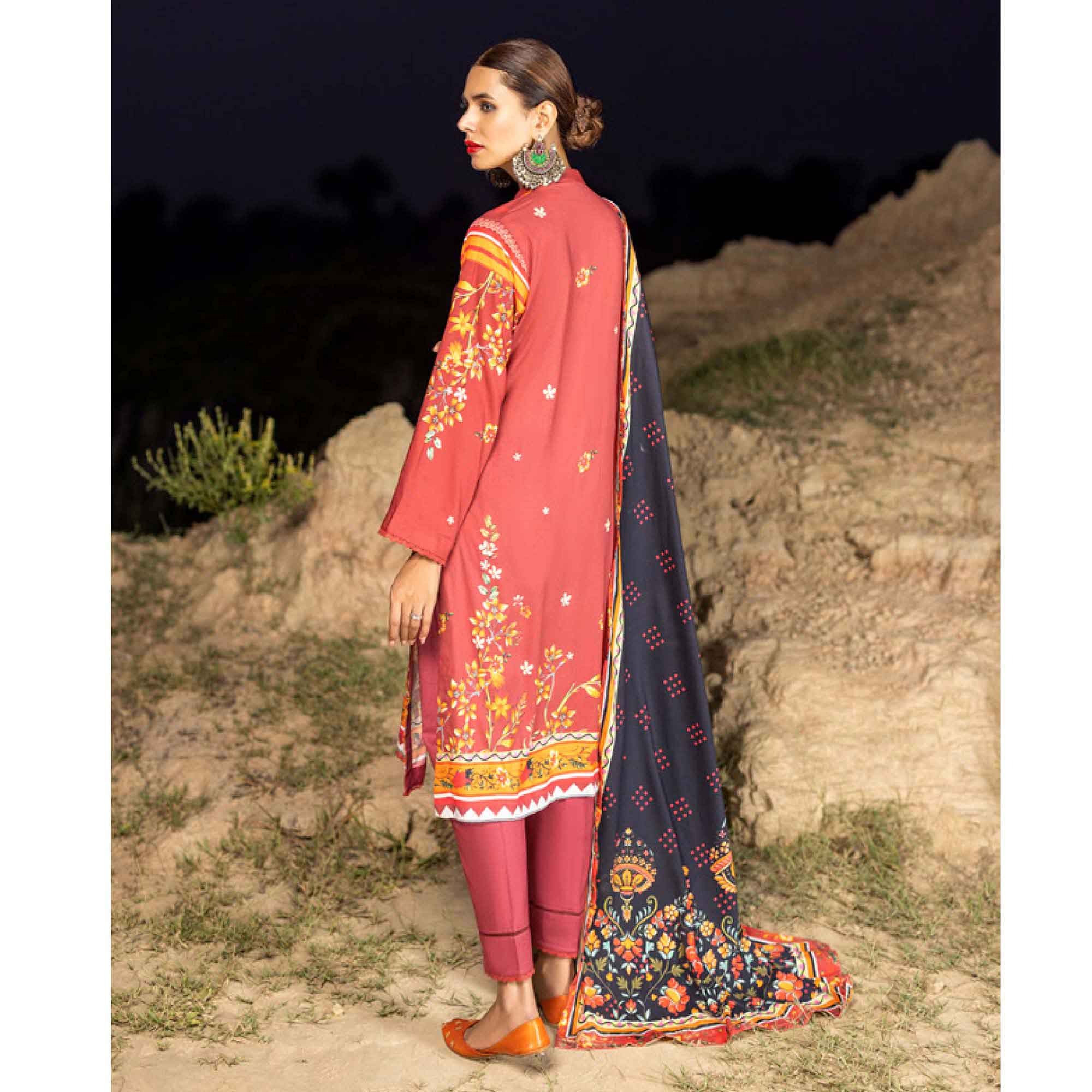 Salina Linen Unstitched 3Pcs Suit - 10, Women, 3Pcs Shalwar Suit, Regalia Textiles, Chase Value